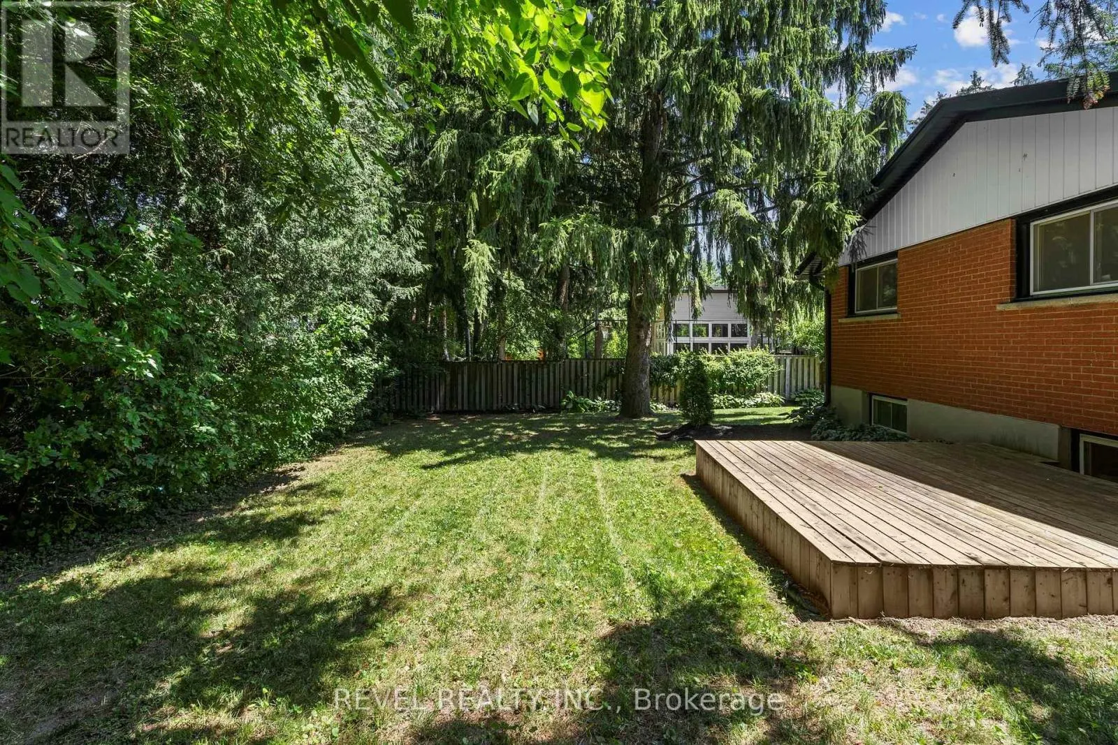 79 INWOOD CRESCENT