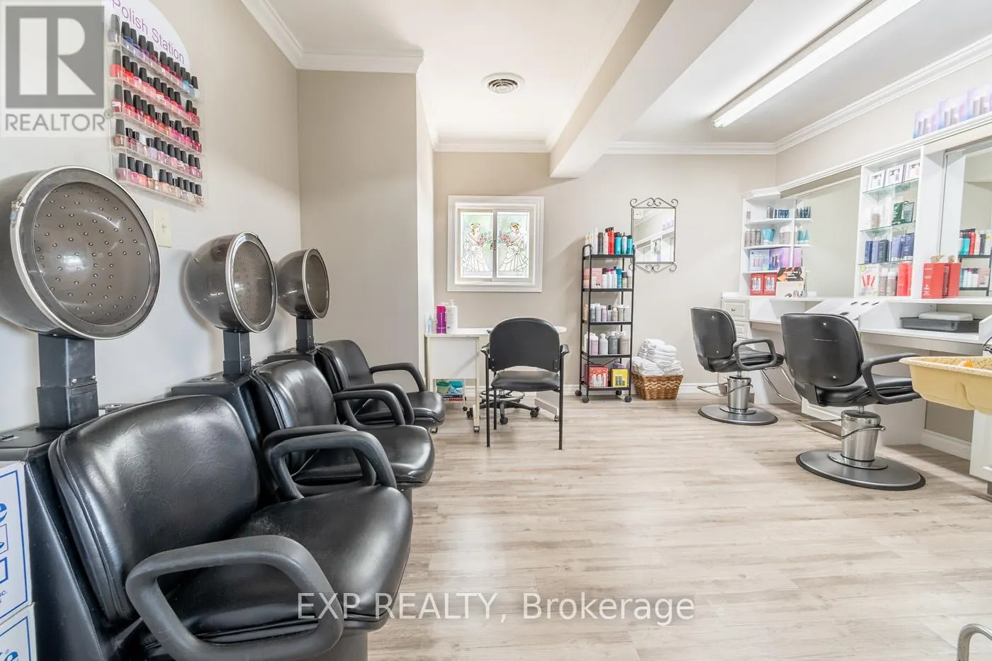 126 TOWN LINE ROAD W