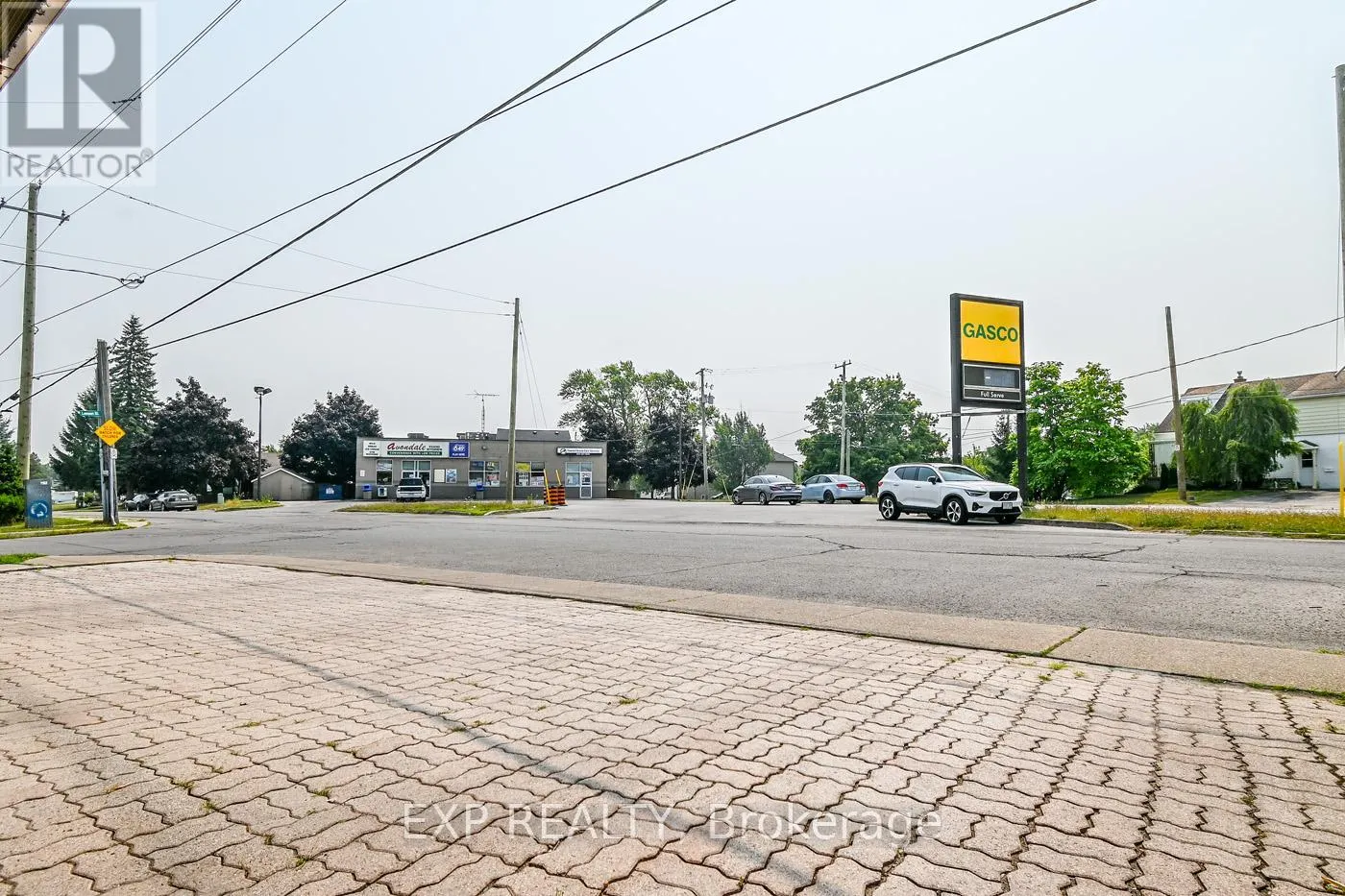 126 TOWN LINE ROAD W