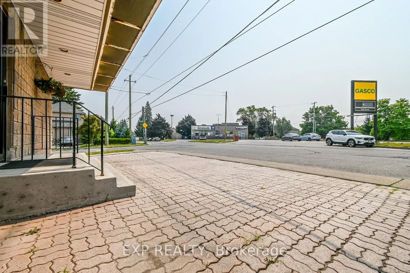 126 TOWN LINE ROAD W