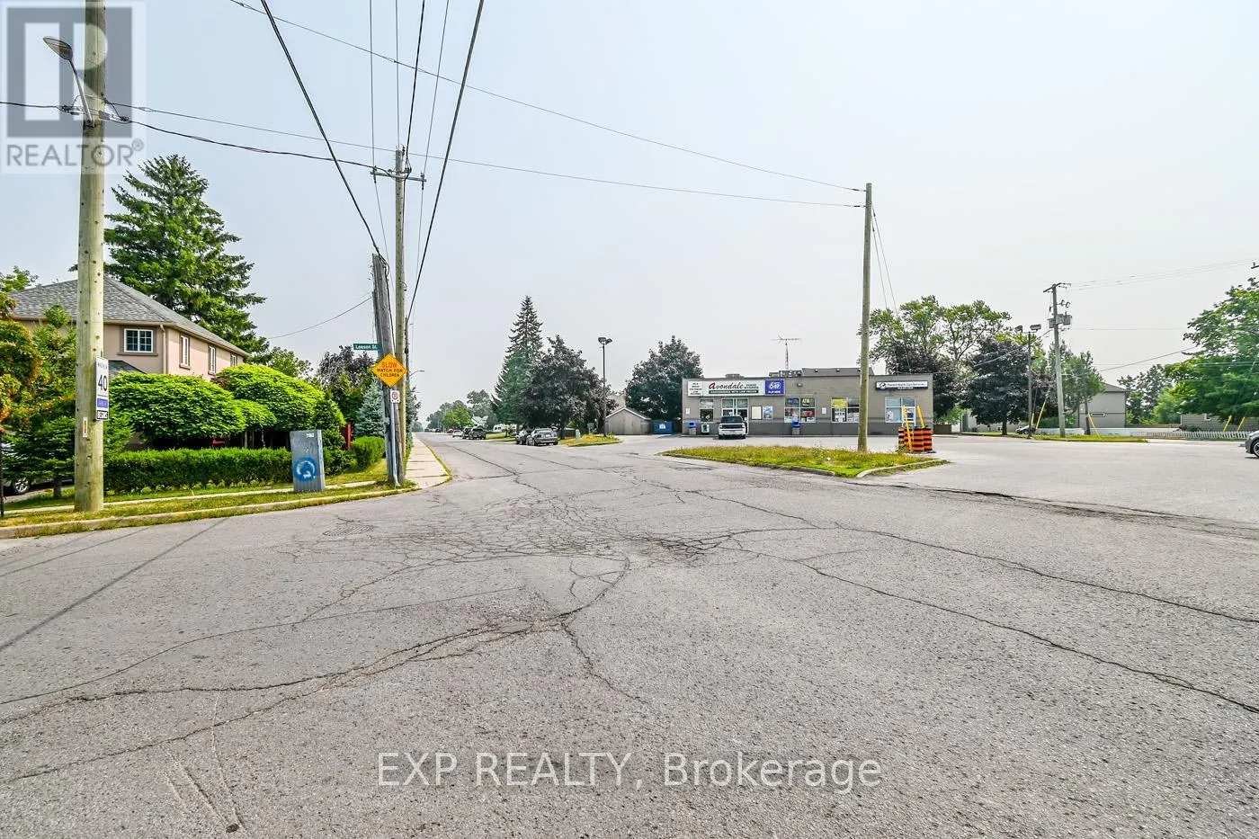 126 TOWN LINE ROAD W