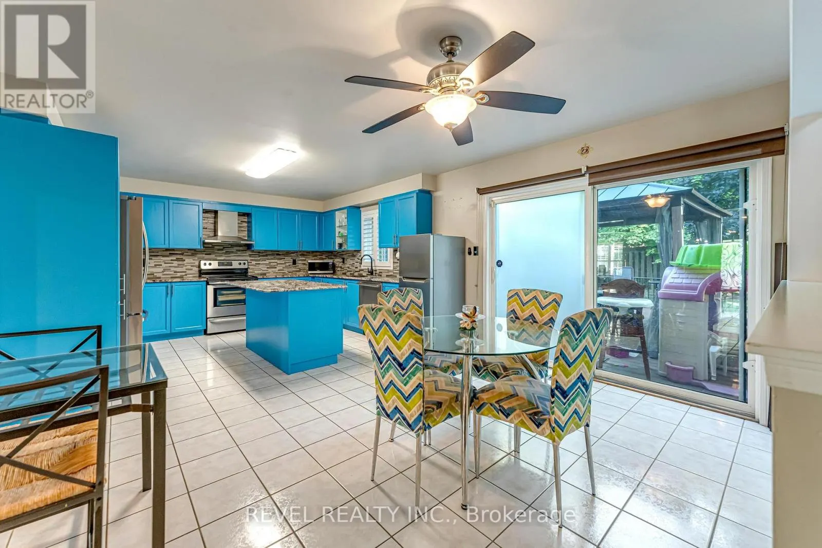 17 WEBB AVENUE