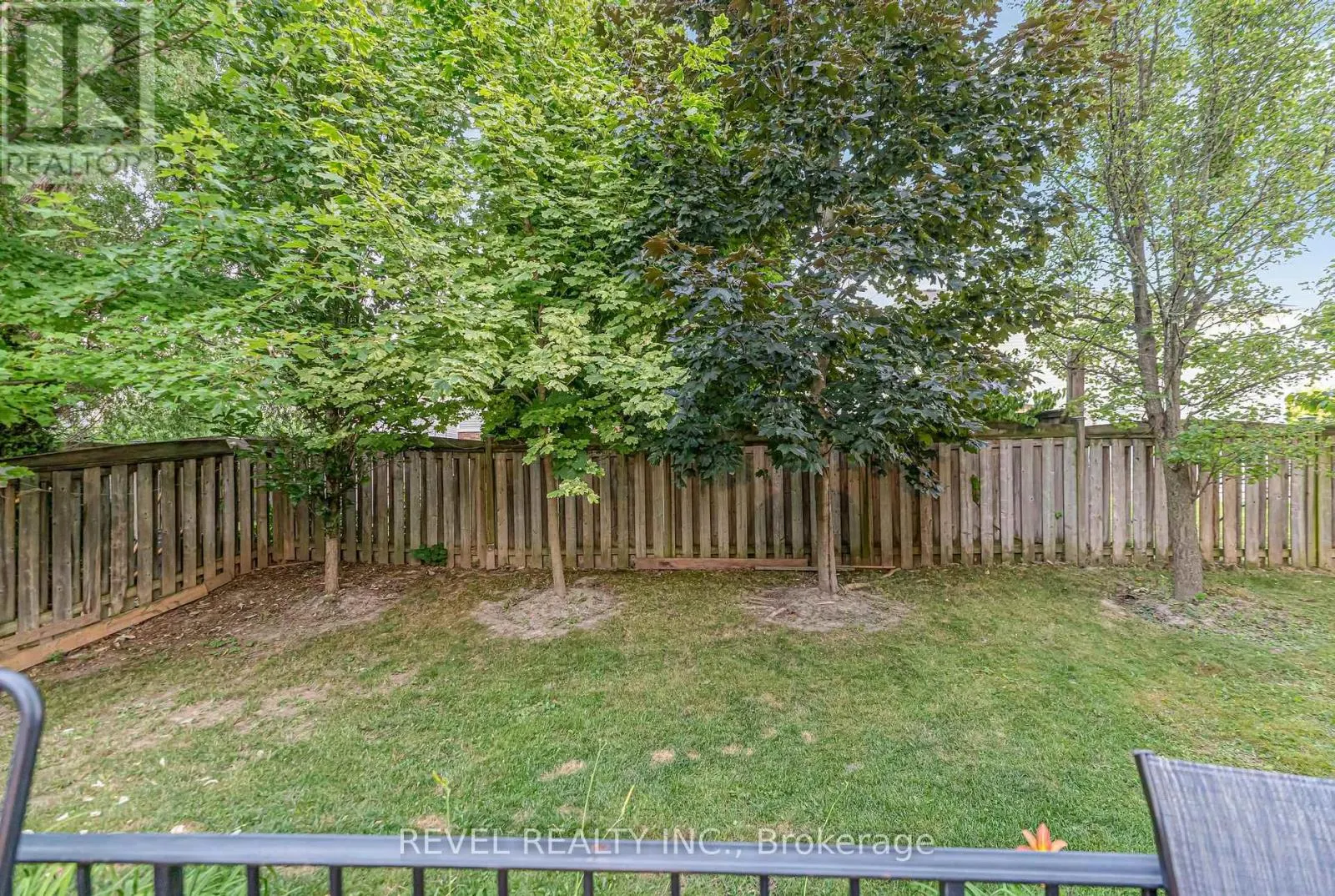 17 WEBB AVENUE