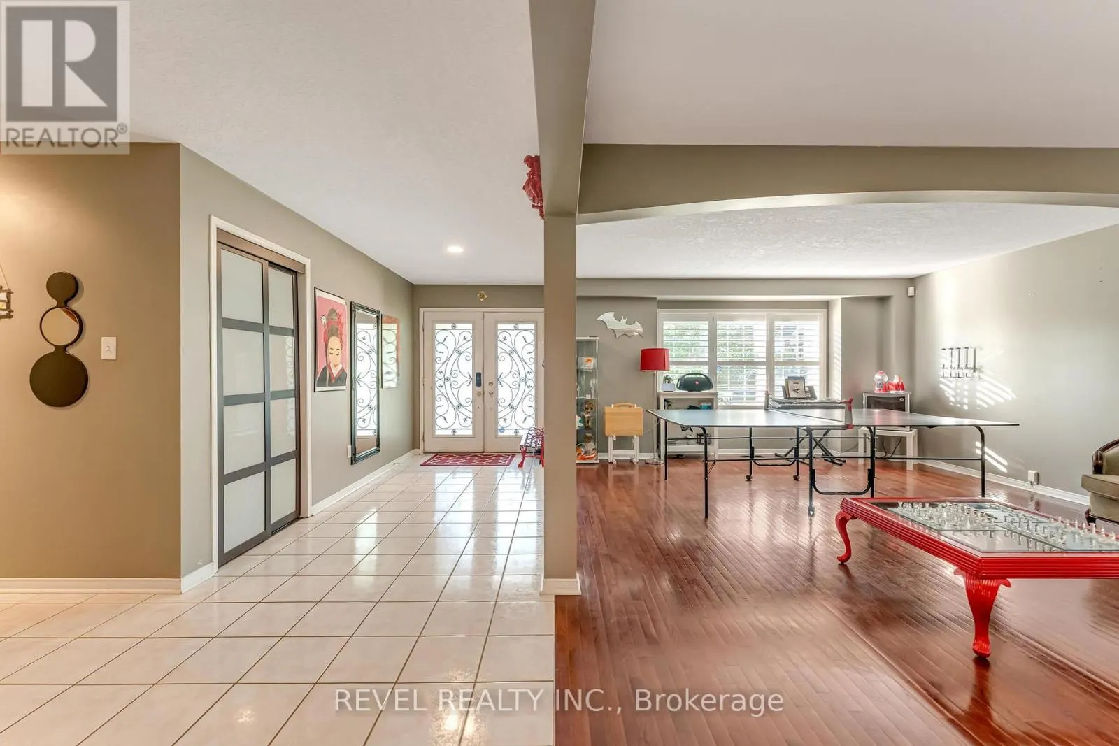 17 WEBB AVENUE
