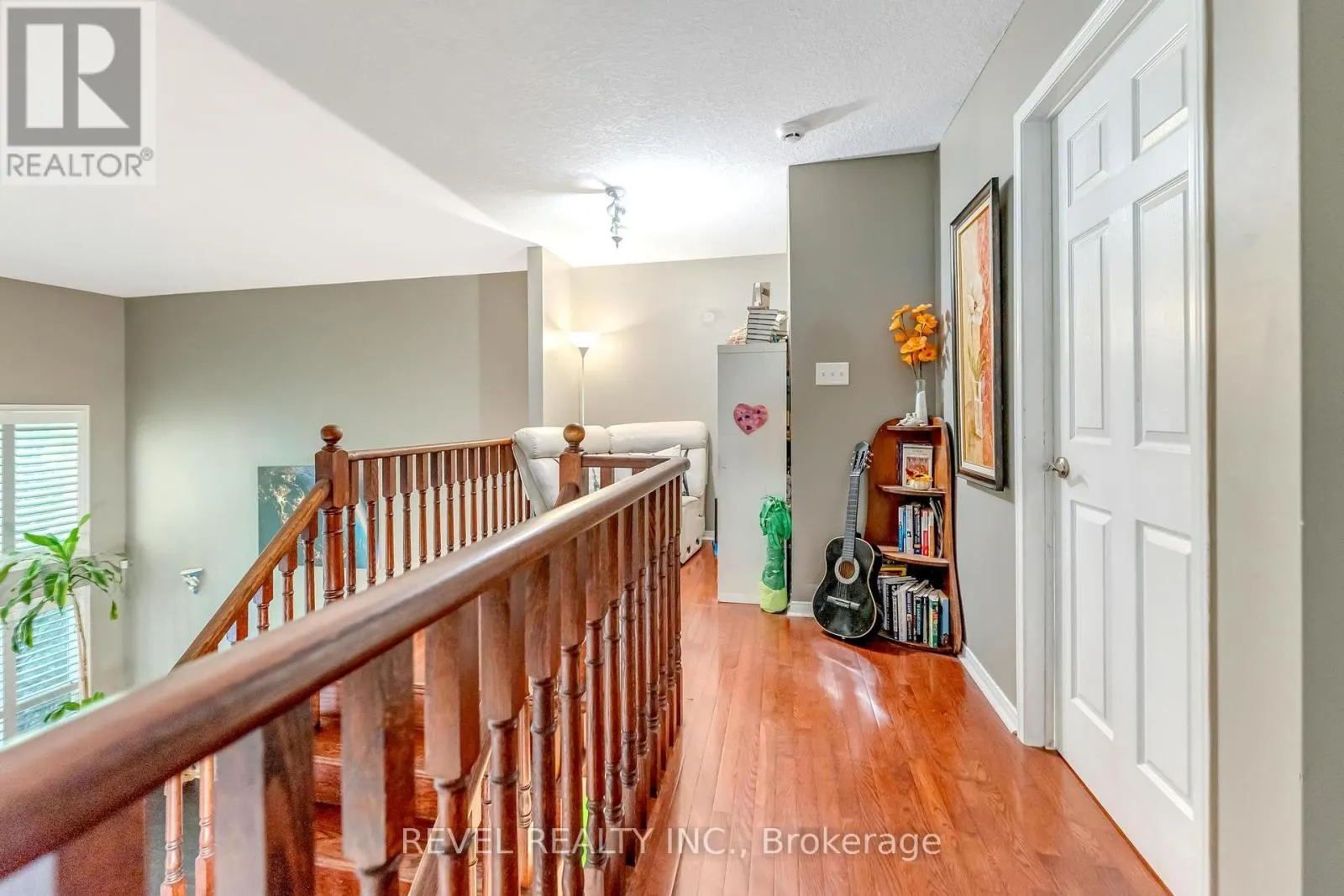 17 WEBB AVENUE