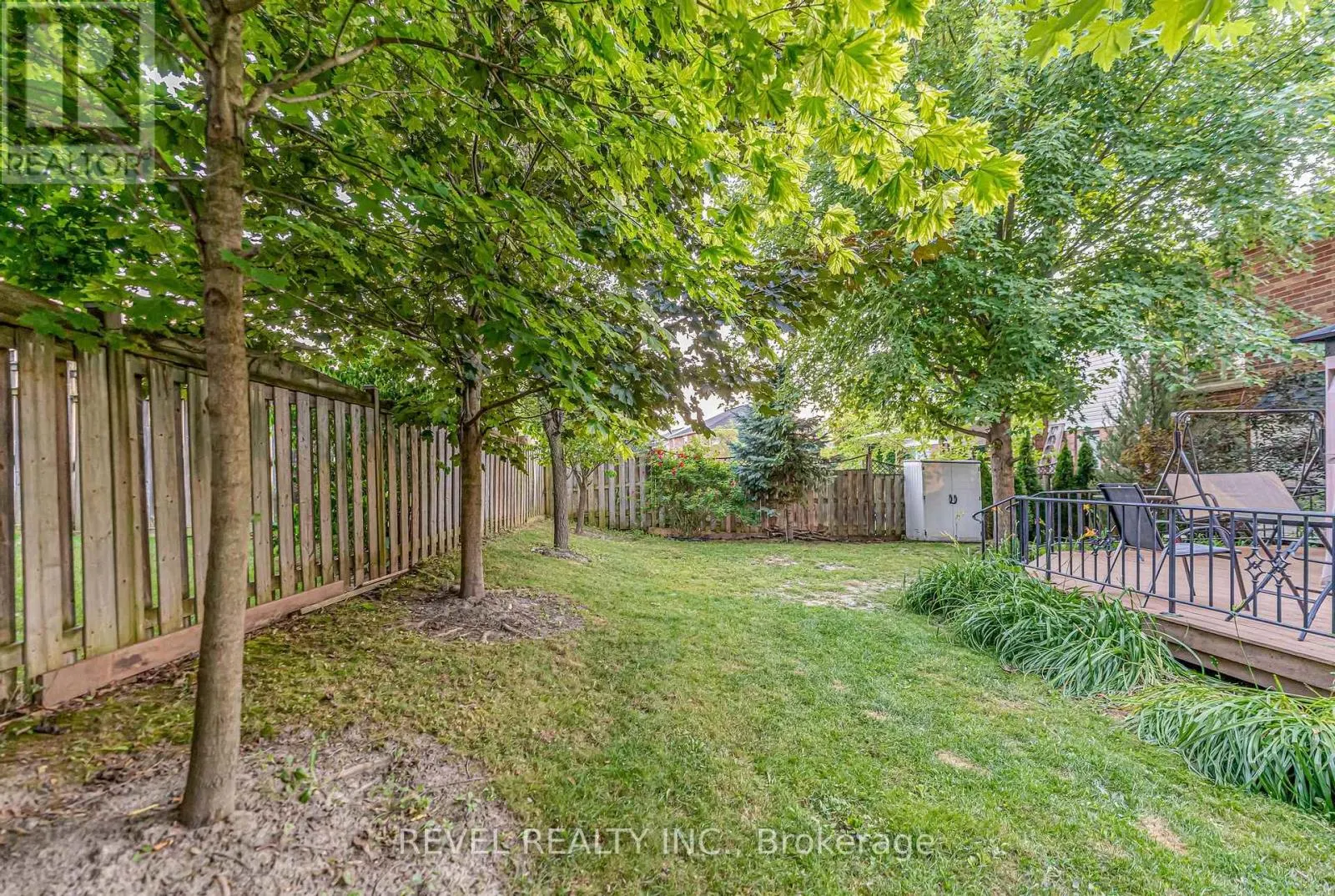 17 WEBB AVENUE