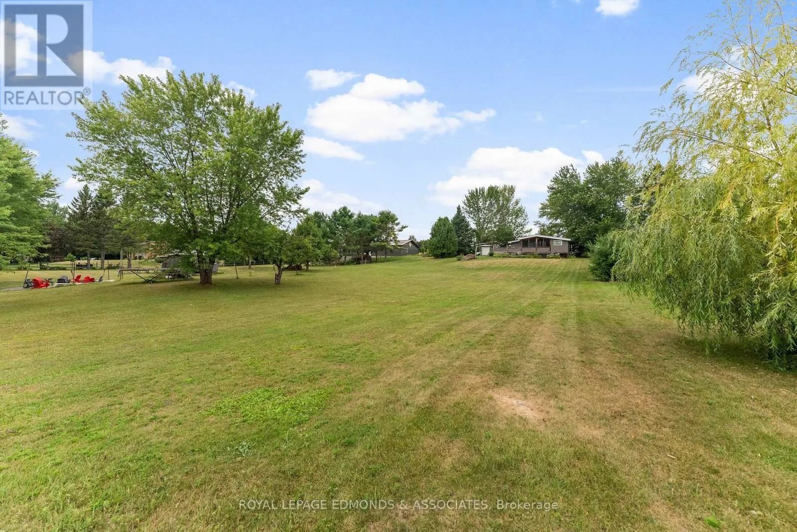 182 GREENWAY DRIVE