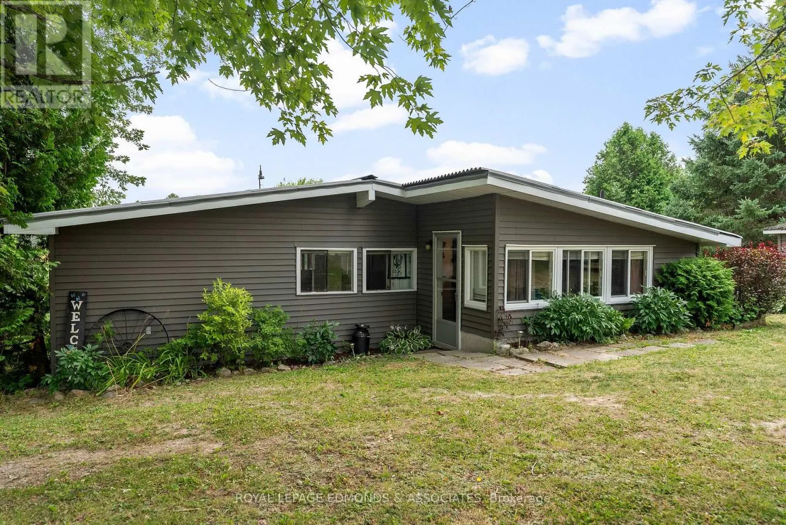 182 GREENWAY DRIVE