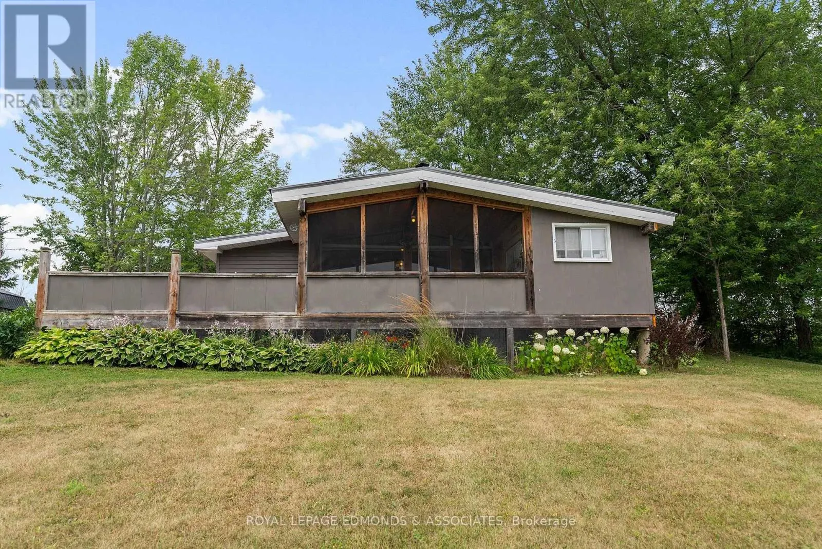 182 GREENWAY DRIVE