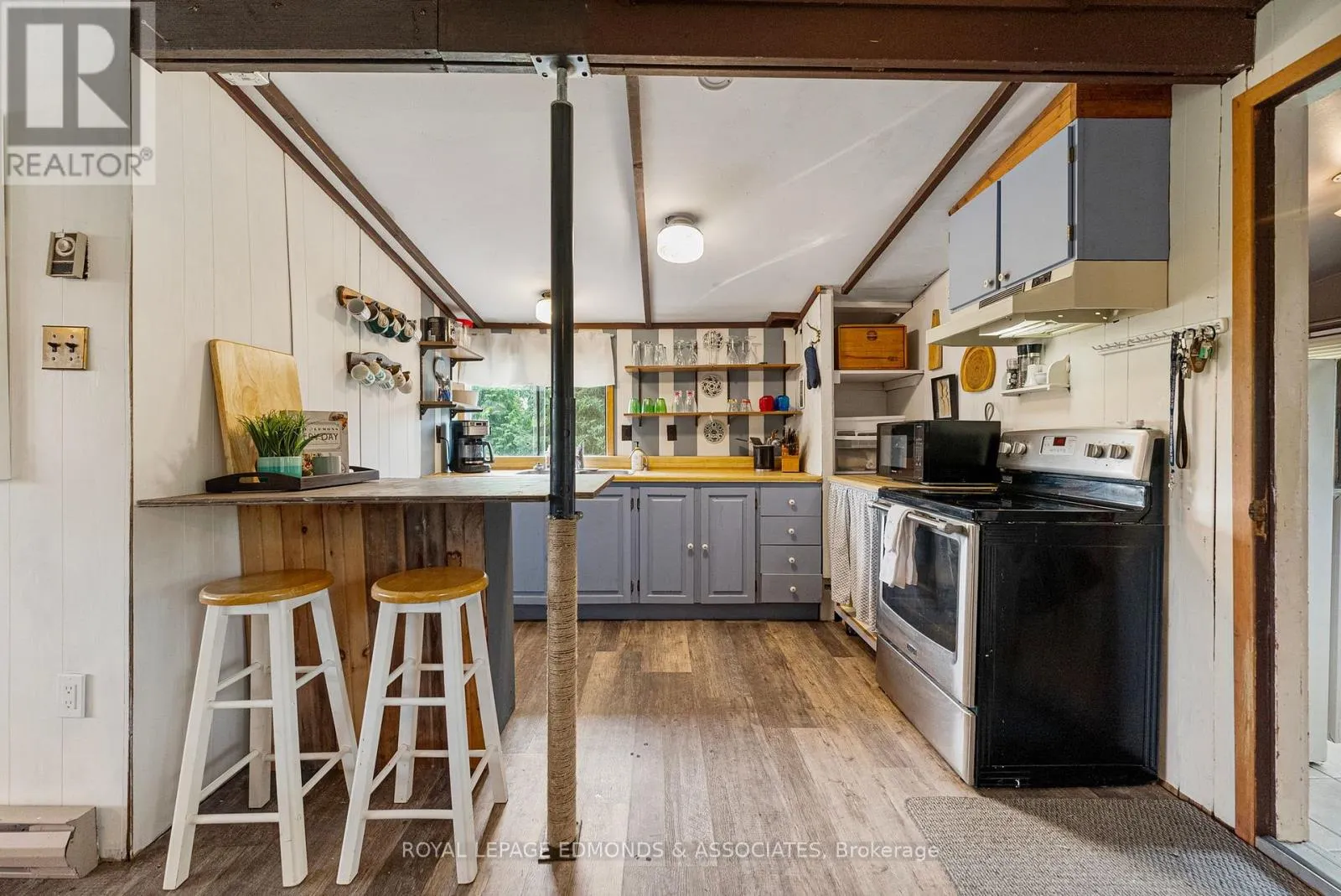 182 GREENWAY DRIVE
