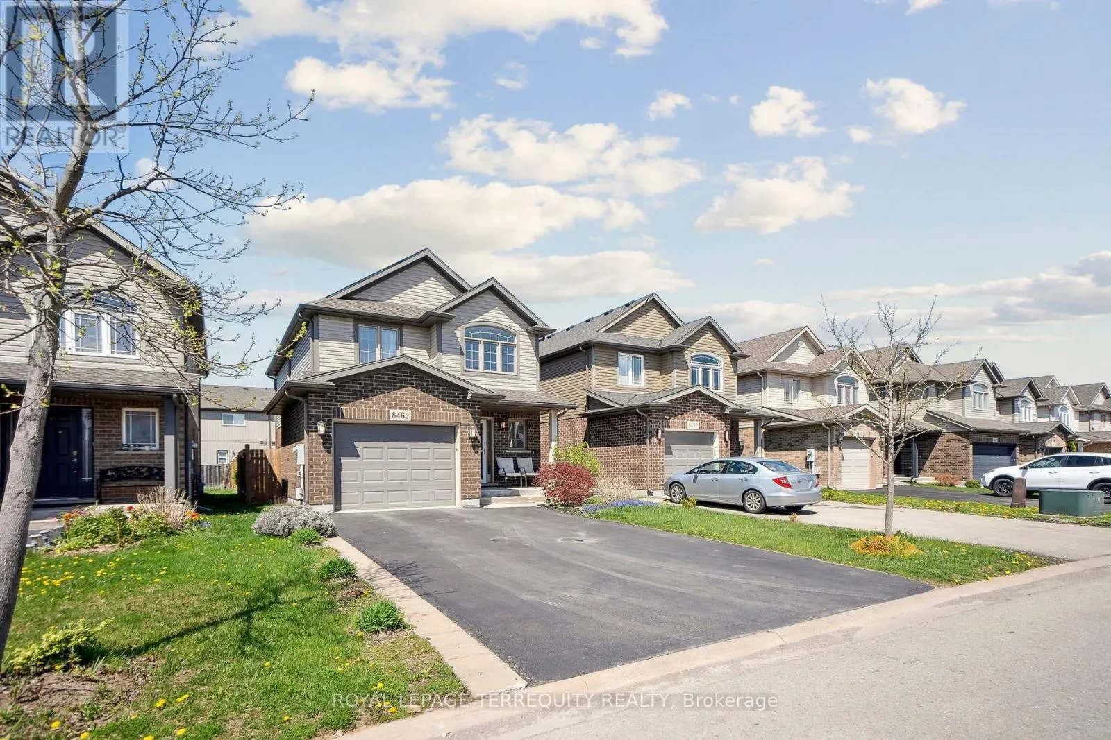 8465 KELSEY CRESCENT