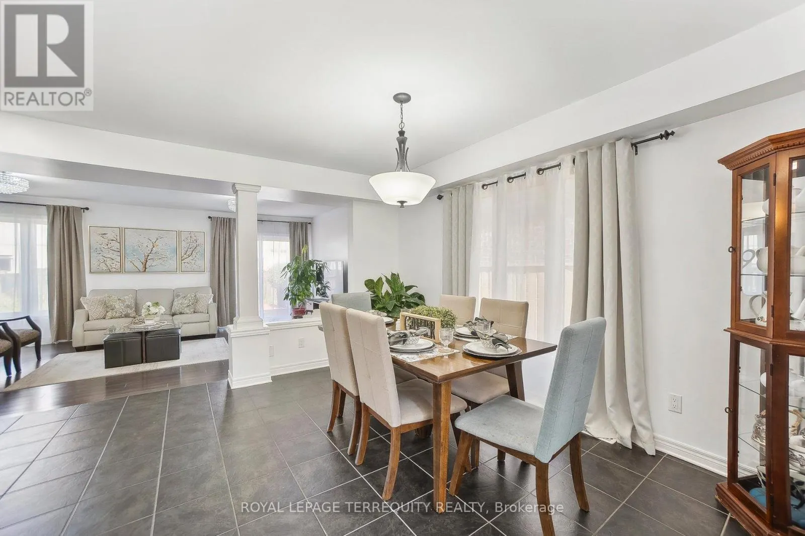 8465 KELSEY CRESCENT