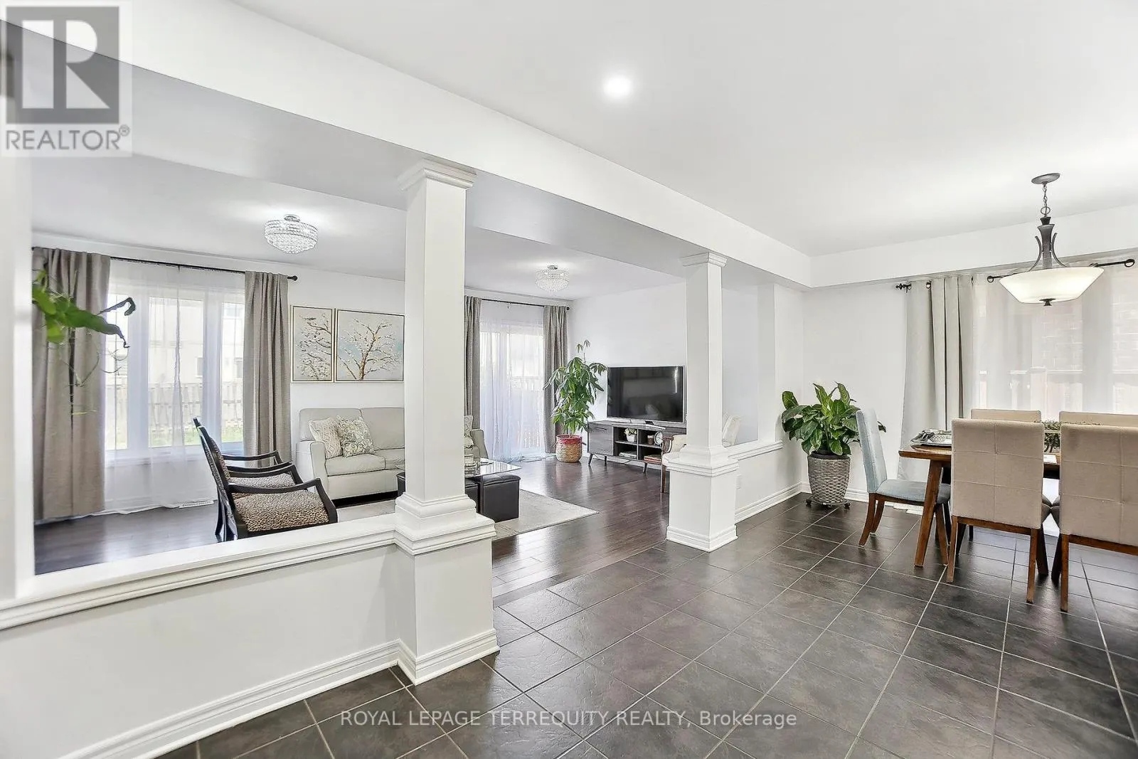 8465 KELSEY CRESCENT