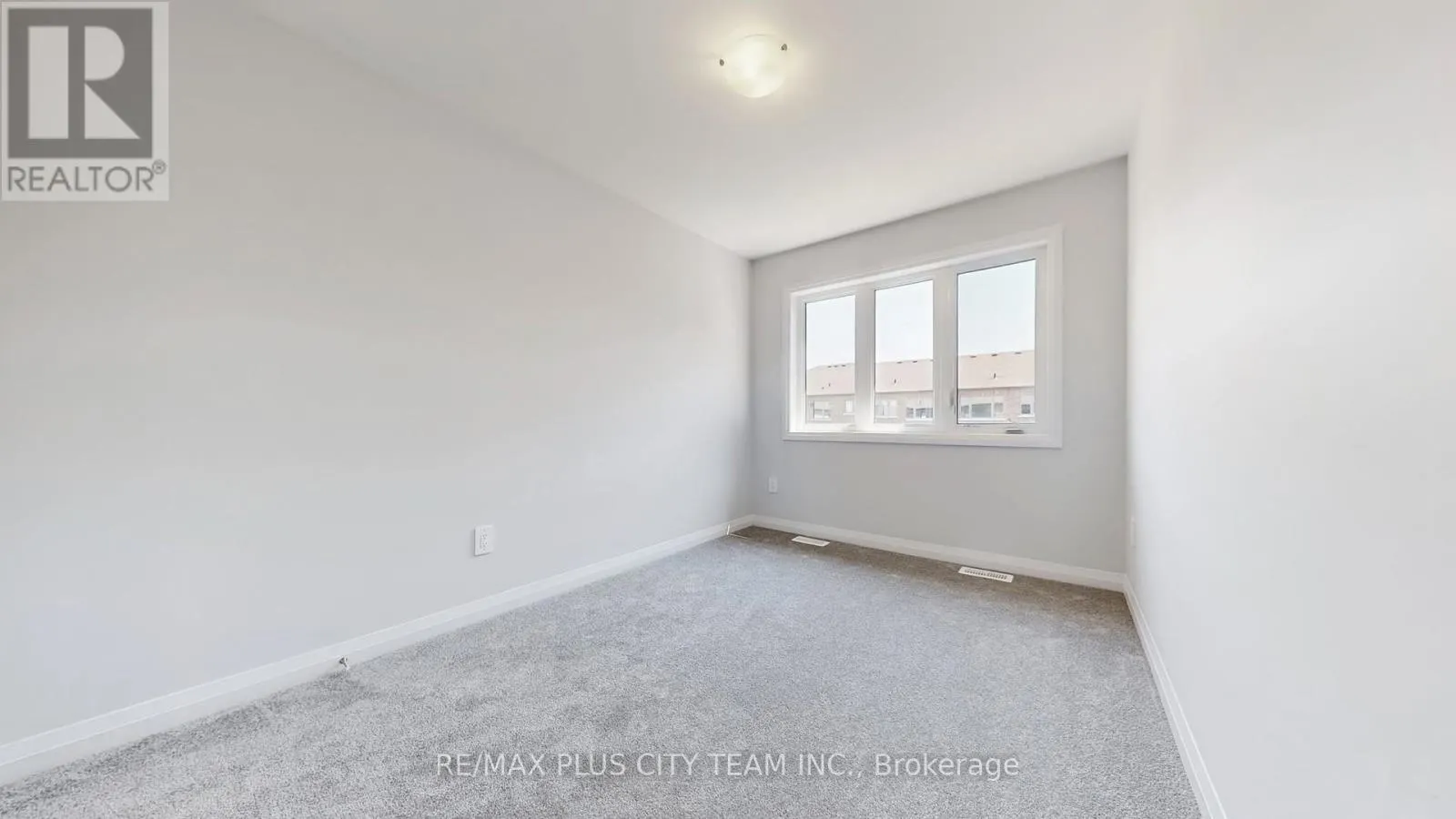 32 KEENAN STREET