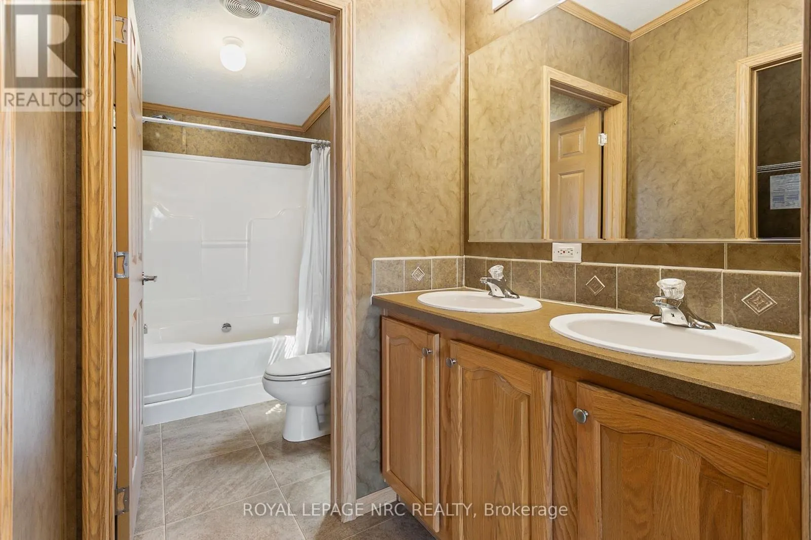 260 - 3033 TOWNLINE ROAD, #260