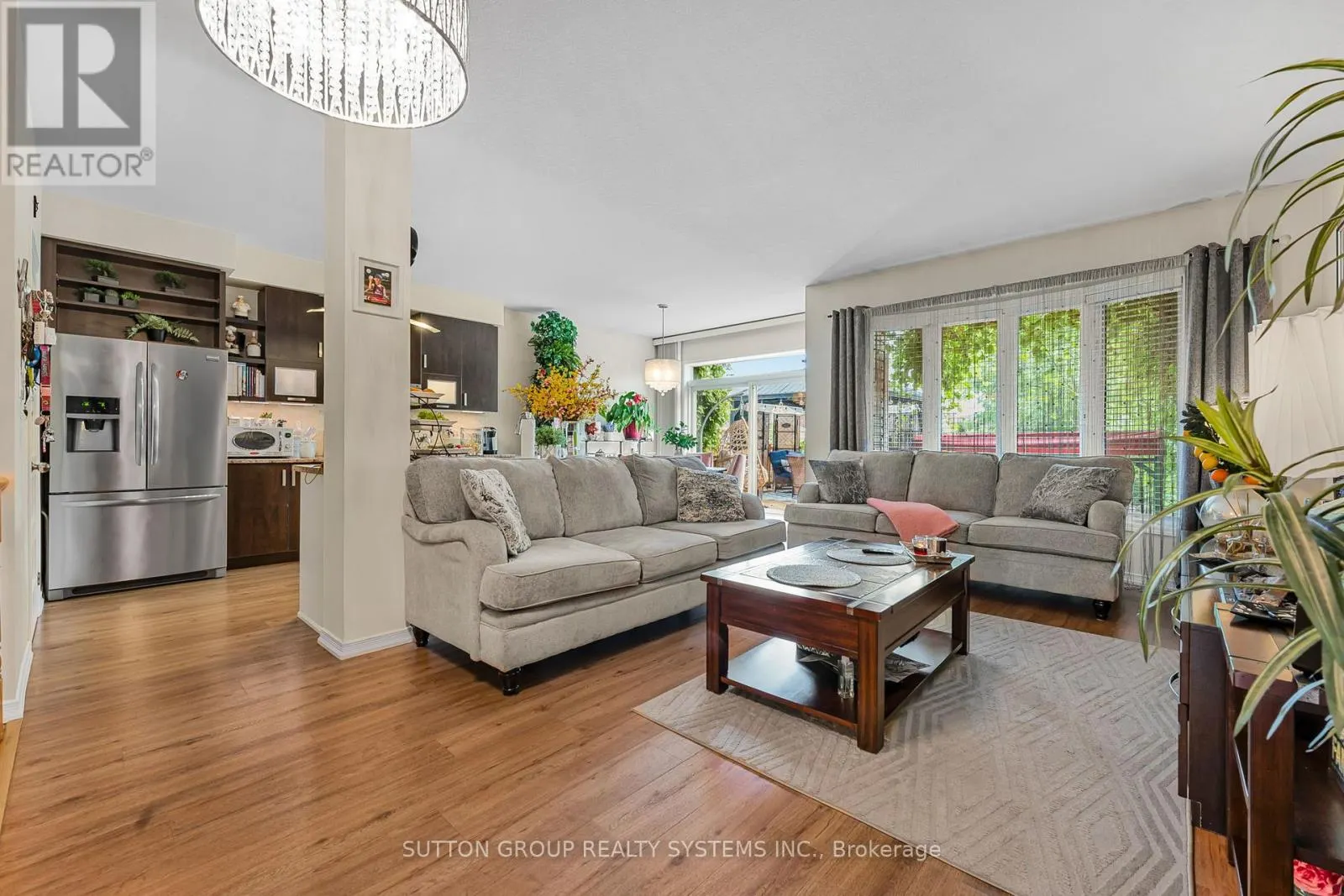 8424 MULBERRY DRIVE