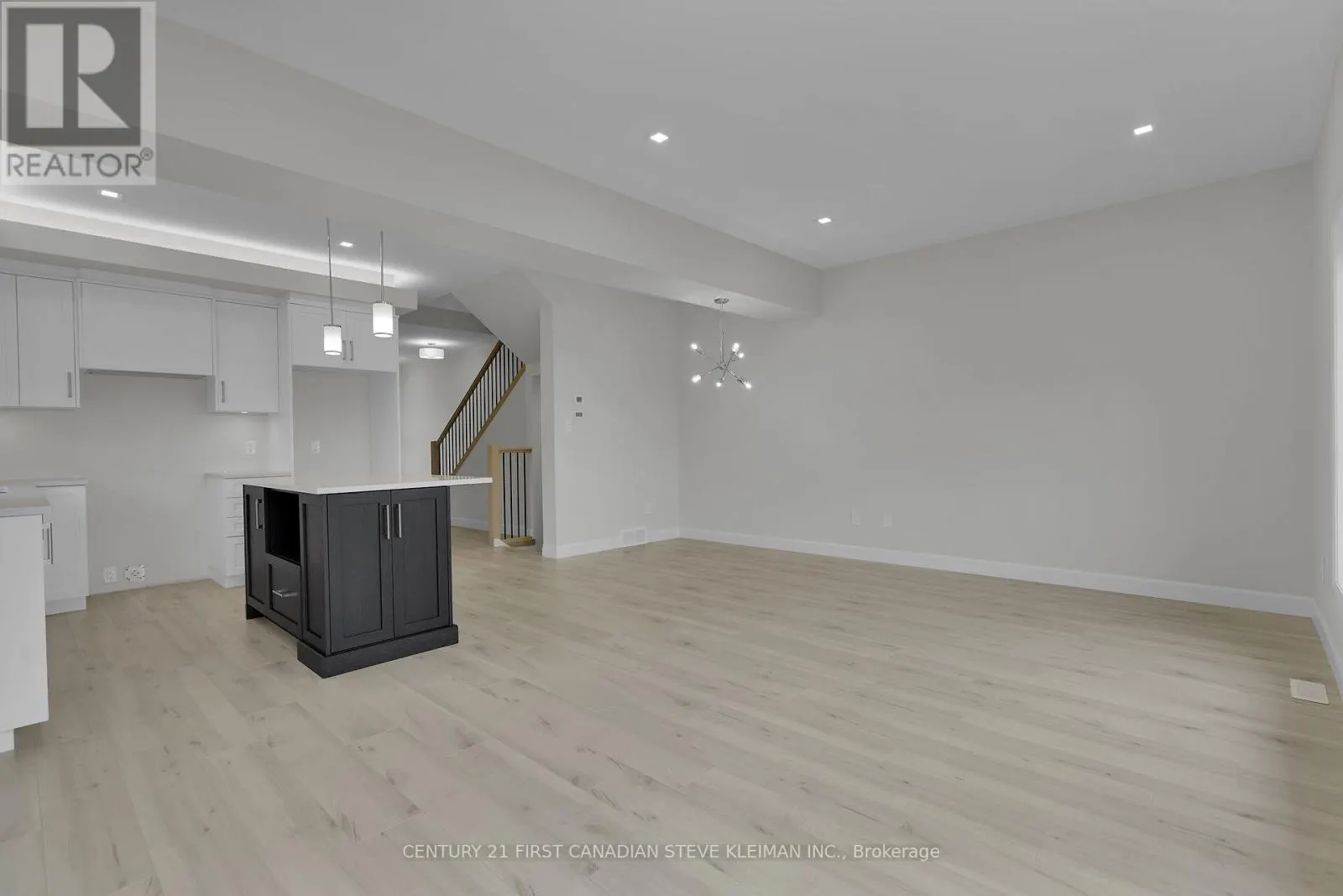 49 - 2700 BUROAK DRIVE, #49