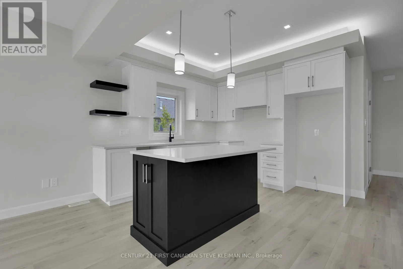 49 - 2700 BUROAK DRIVE, #49