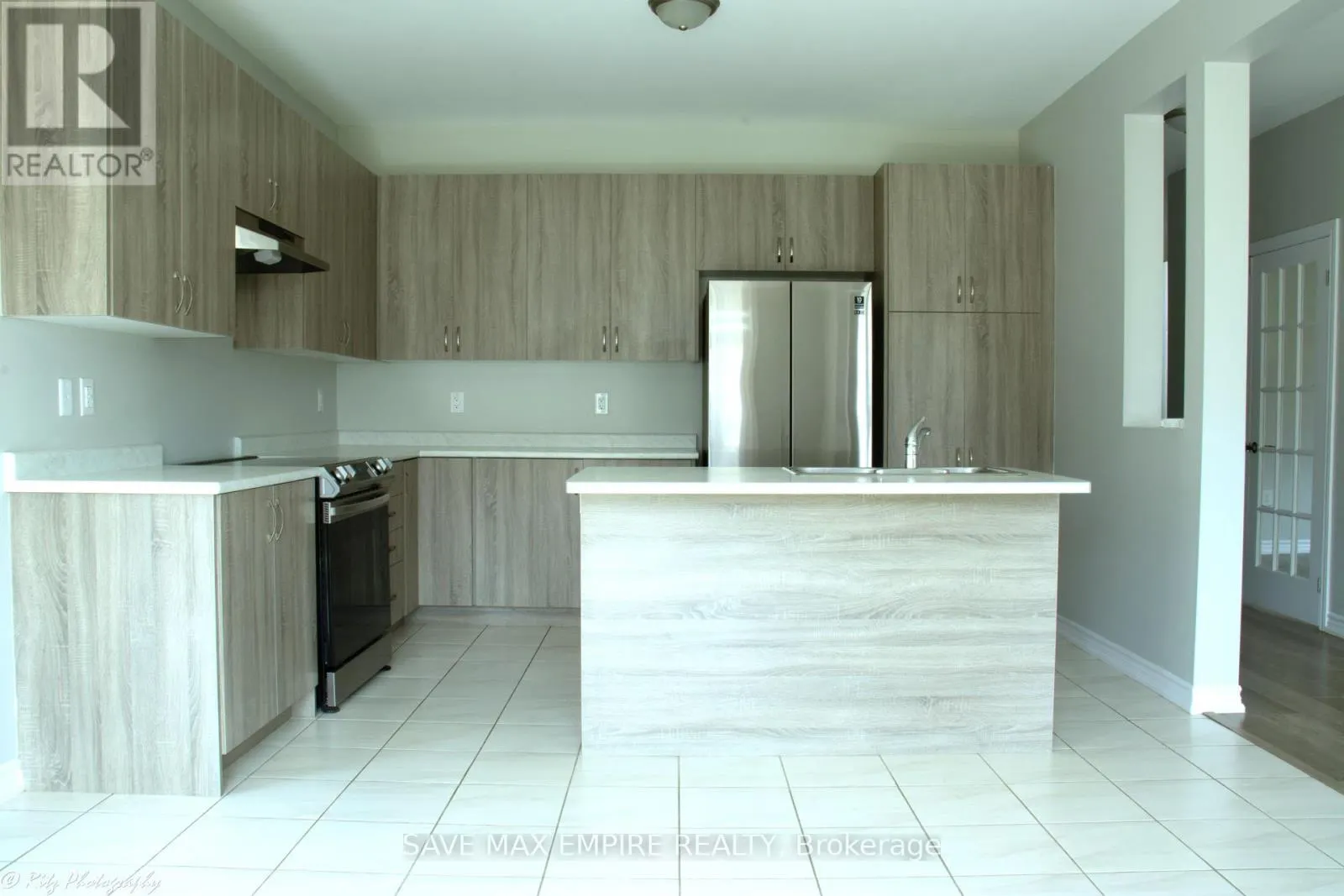 1505 MARINA DRIVE