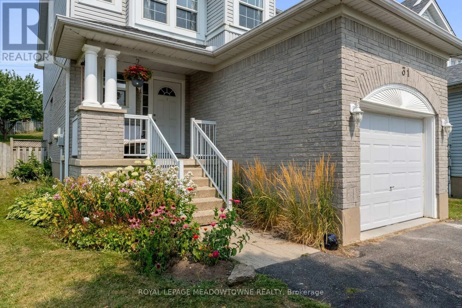 31 NEWPORT DRIVE