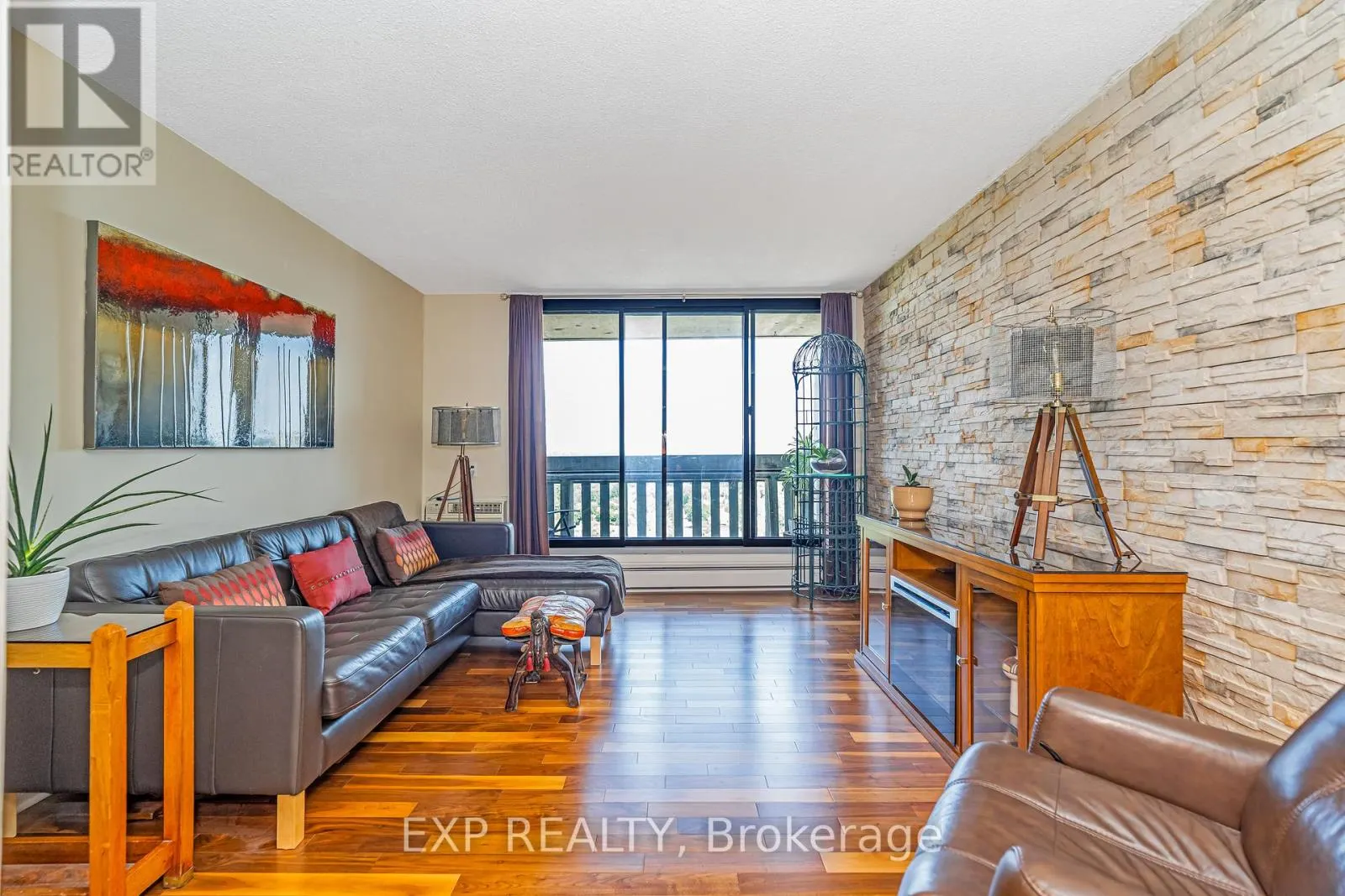 1301 - 415 GREENVIEW AVENUE