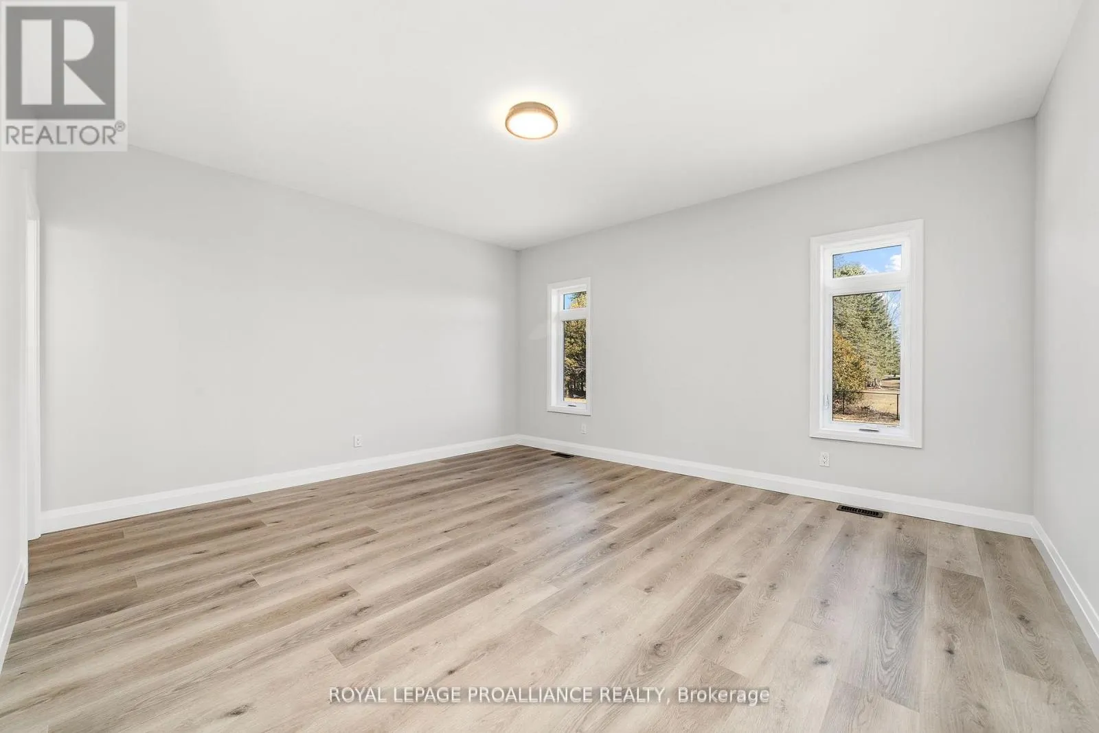 3 CLAYTON JOHN AVENUE