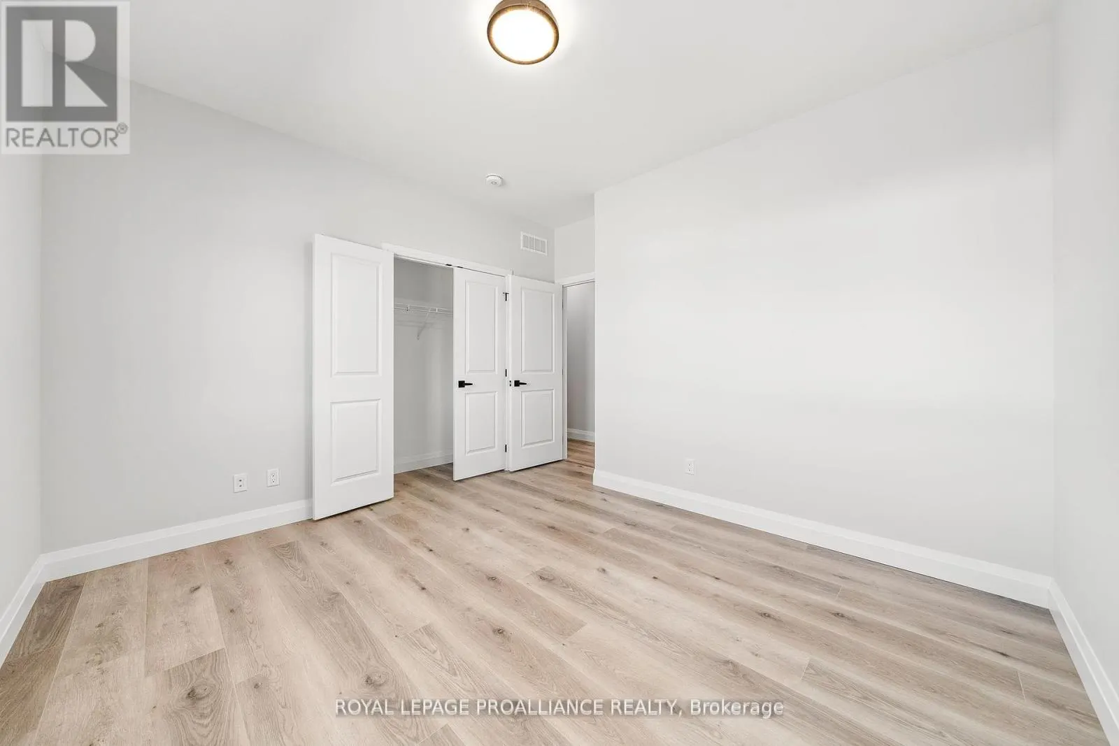 3 CLAYTON JOHN AVENUE