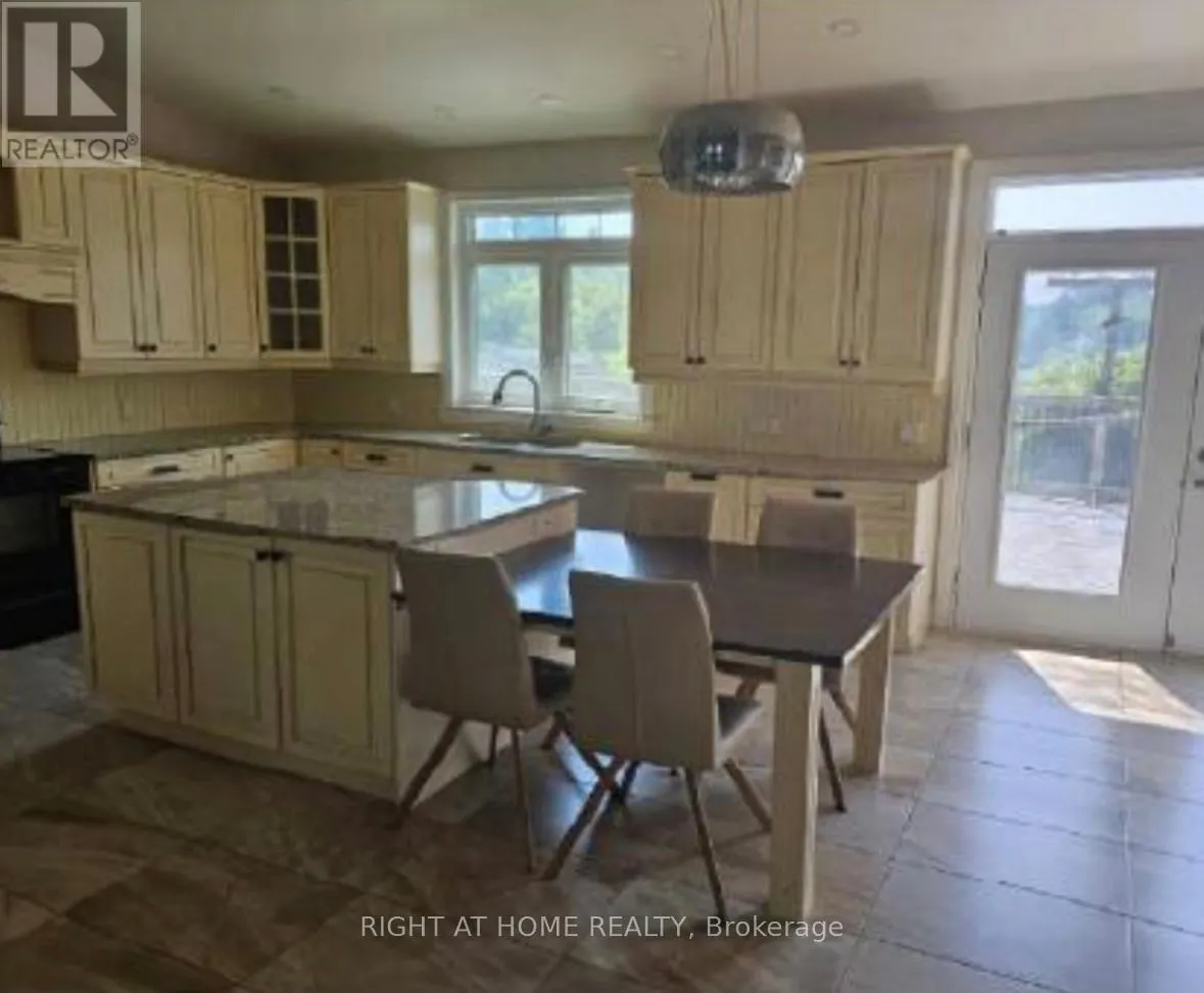 4 MINEVIEW ROAD