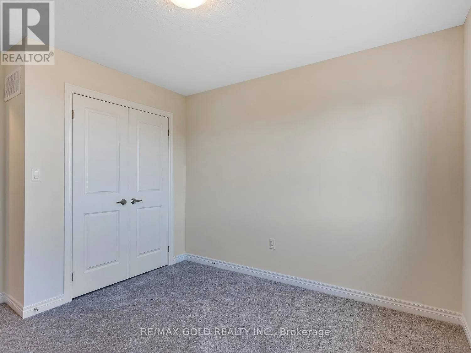 93 PINOT CRESCENT