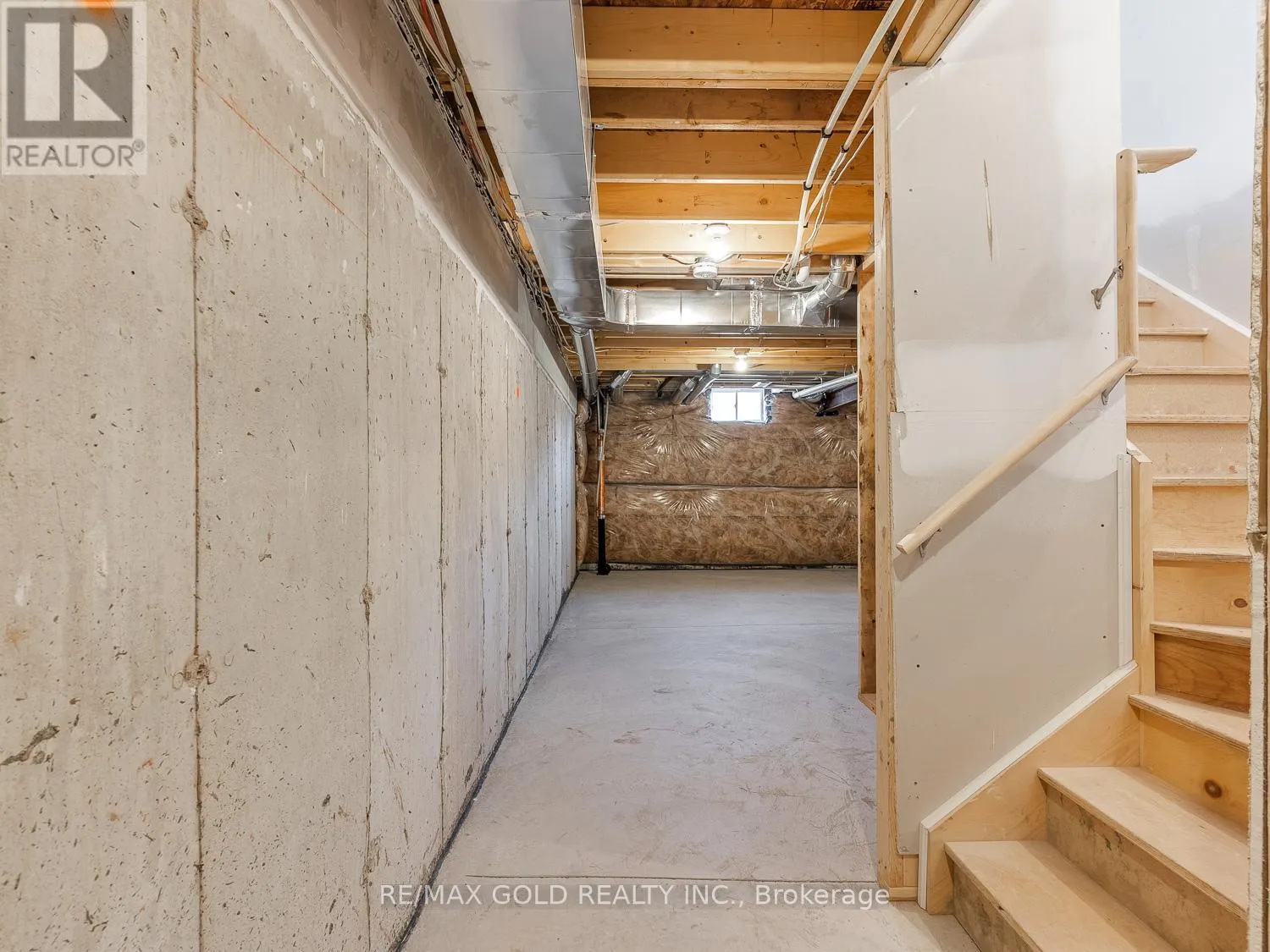 93 PINOT CRESCENT