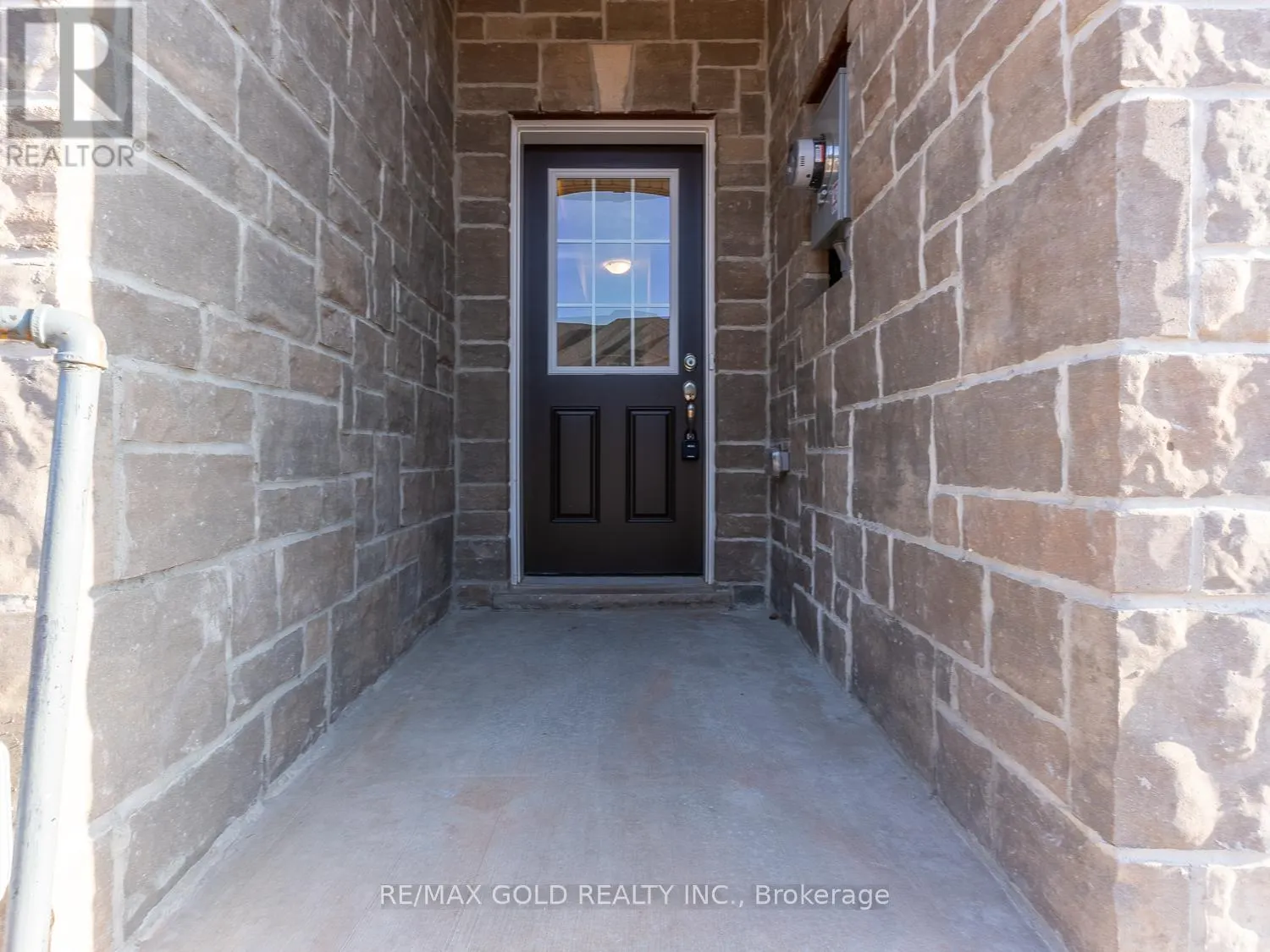 93 PINOT CRESCENT