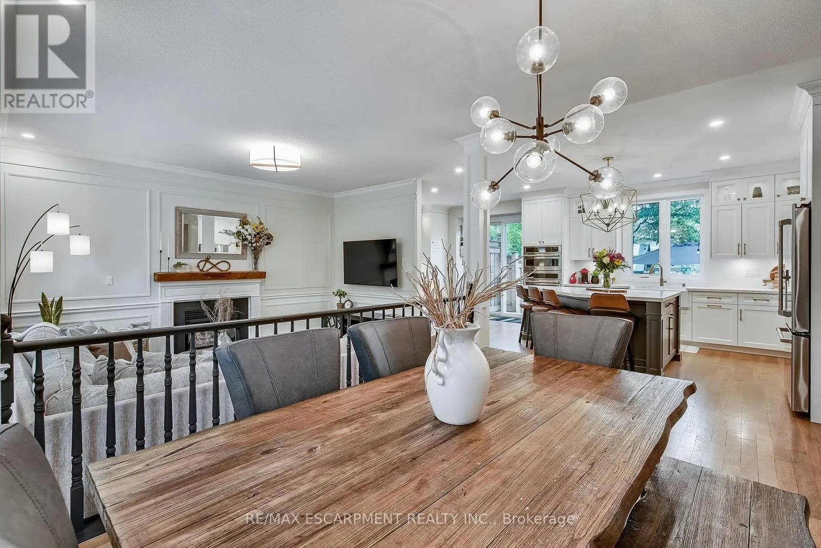 447 GOLF LINKS ROAD