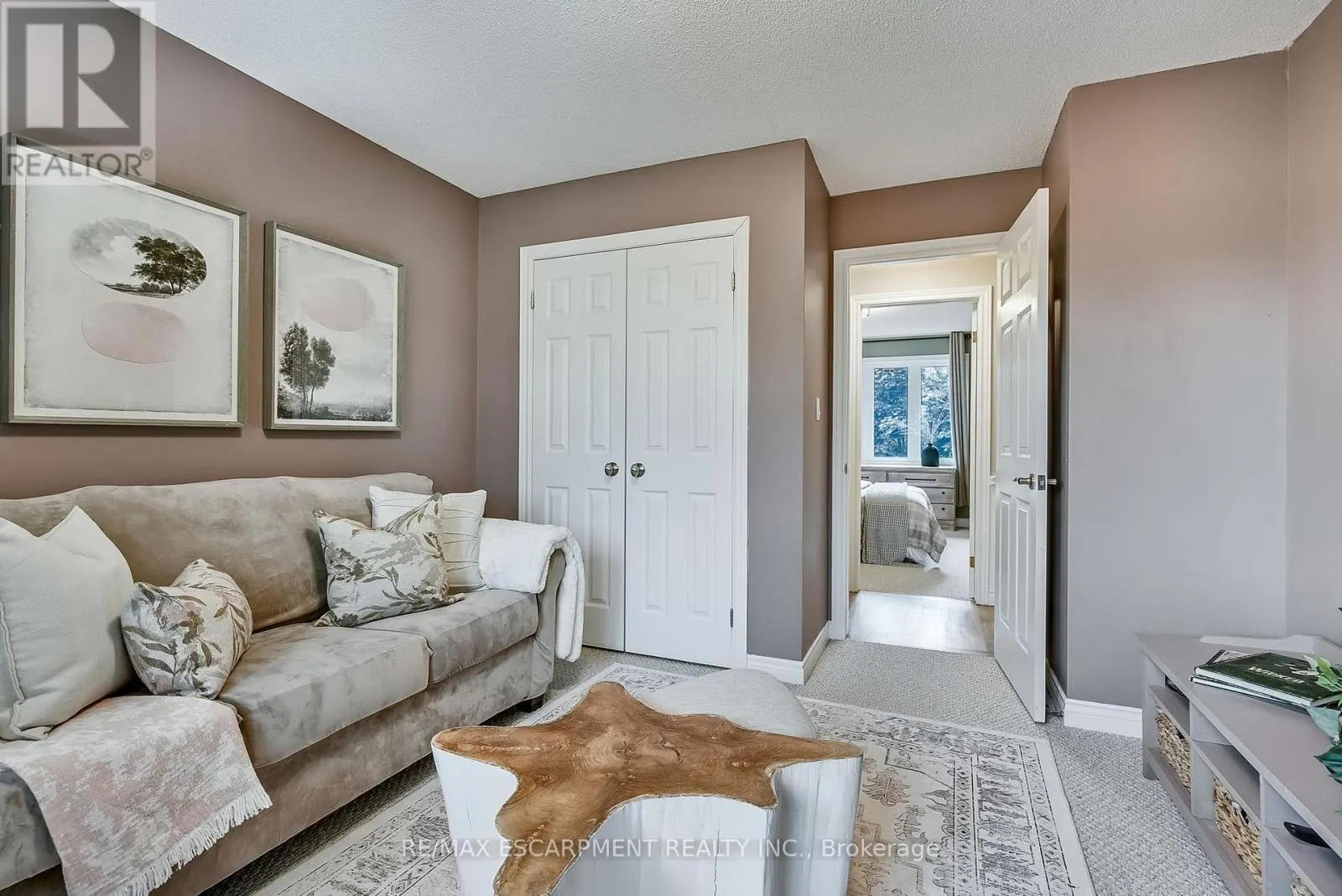 447 GOLF LINKS ROAD