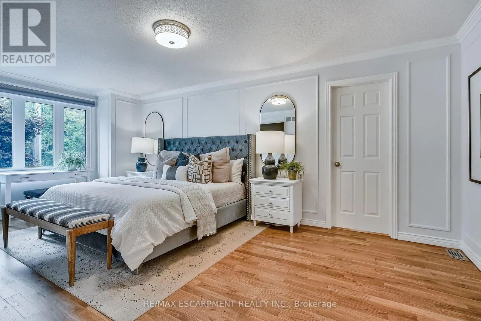 447 GOLF LINKS ROAD