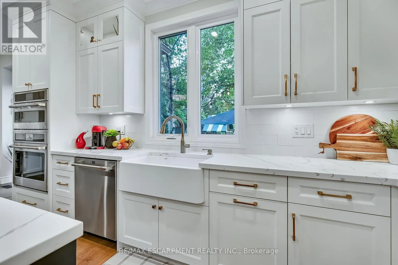 447 GOLF LINKS ROAD