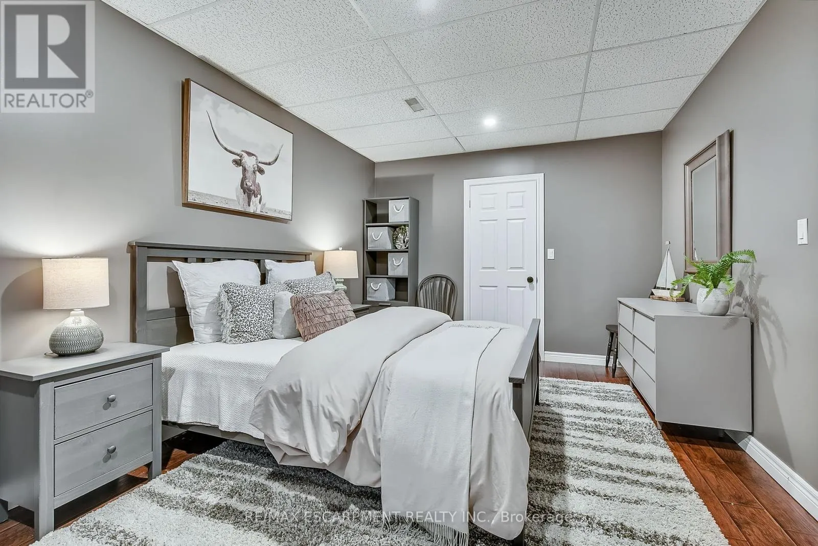 447 GOLF LINKS ROAD
