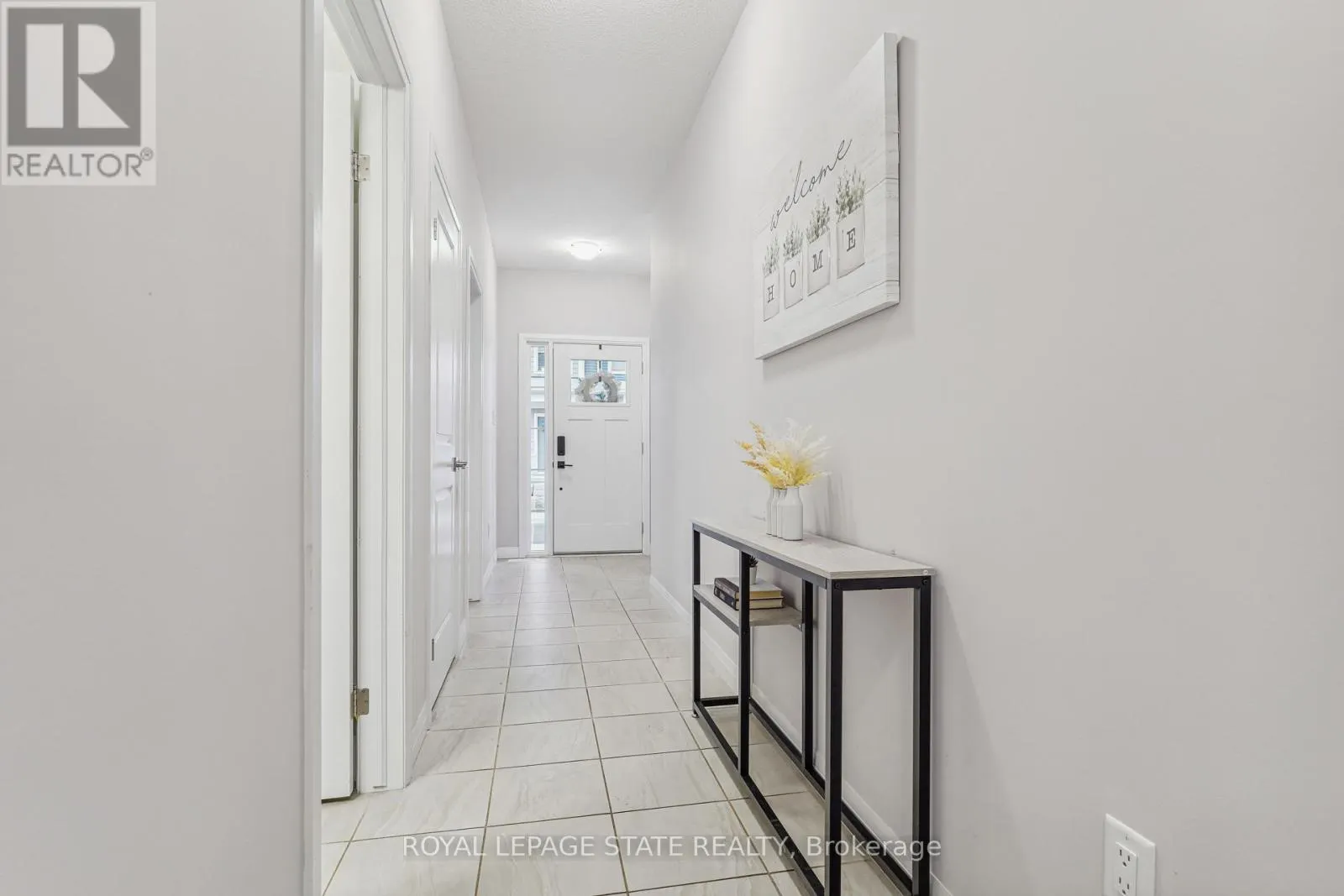 18 SOUTH COAST CIRCLE