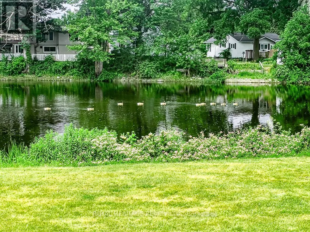 80 GREENFIELD PARK