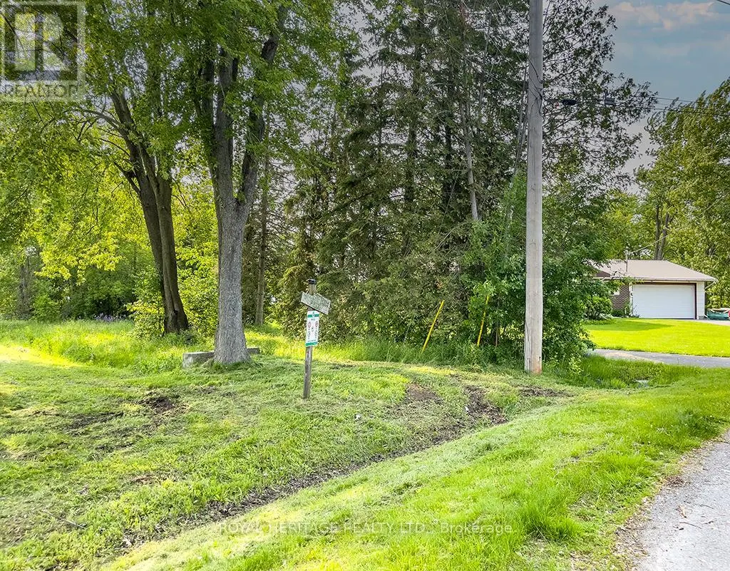 80 GREENFIELD PARK