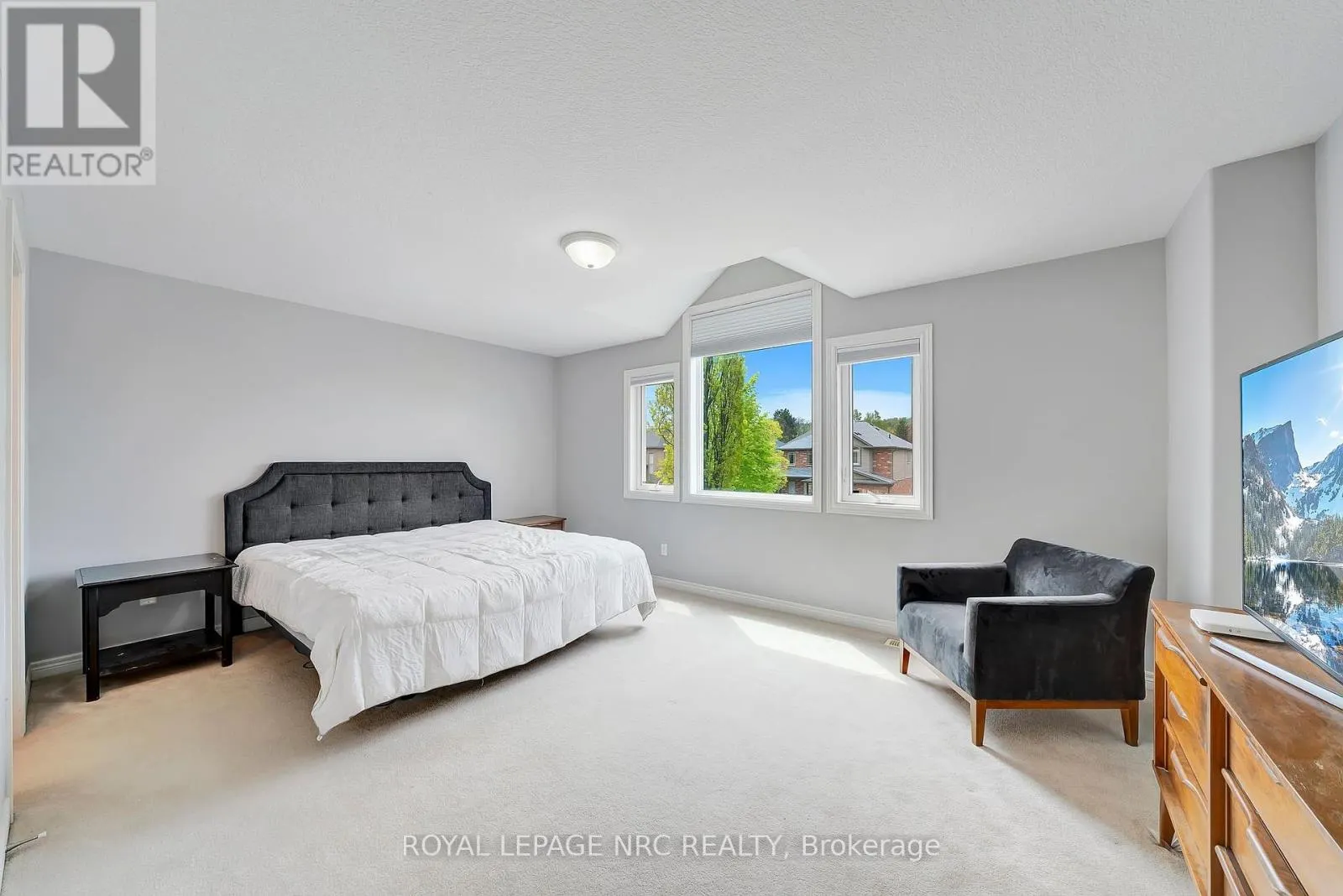 33 PLUM TREE LANE