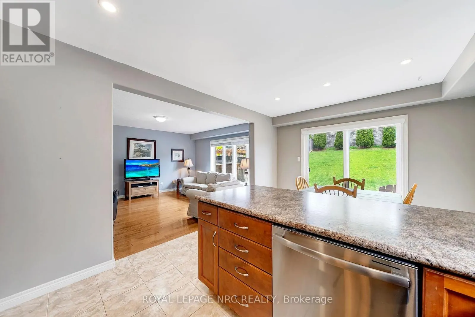 33 PLUM TREE LANE