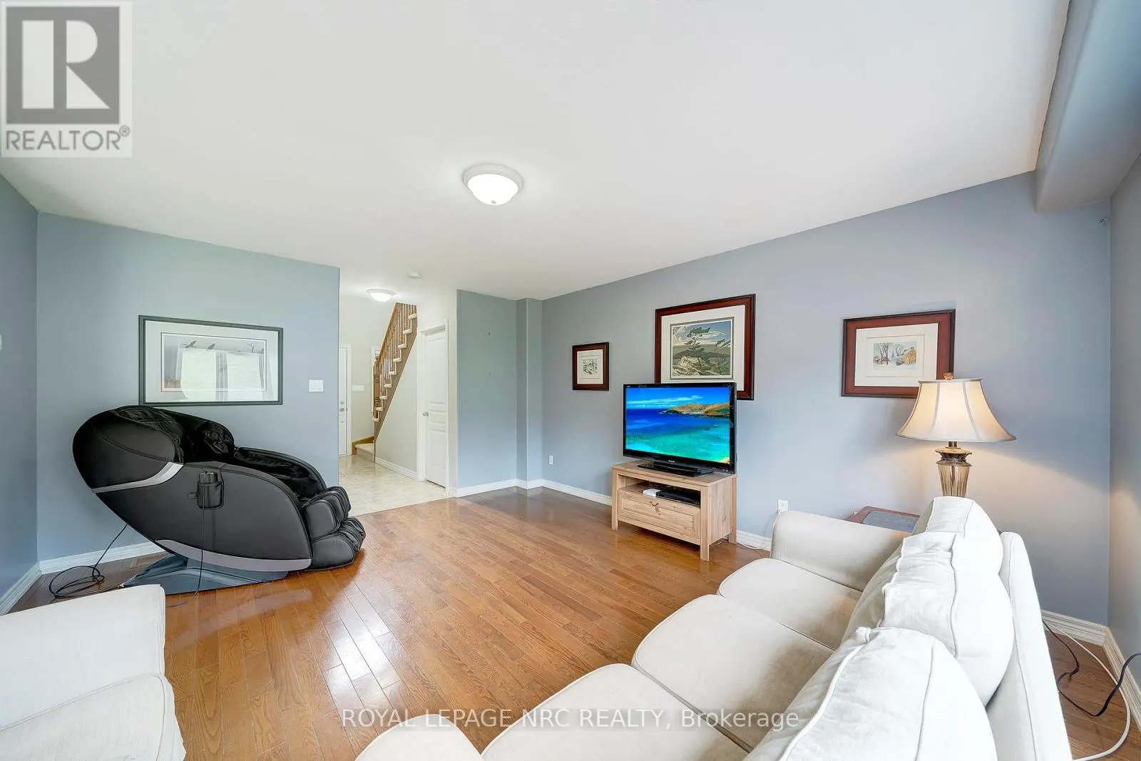33 PLUM TREE LANE