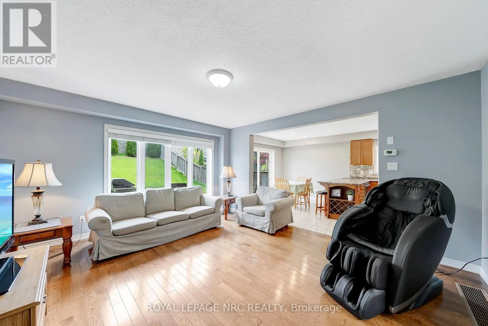 33 PLUM TREE LANE