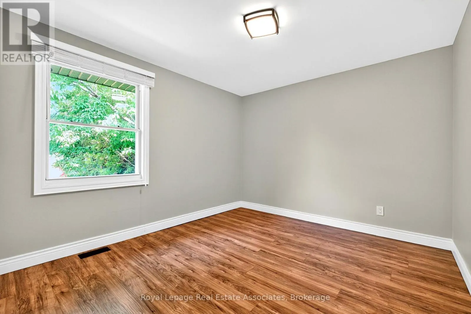 UPPER - 312 EAST 45TH STREET