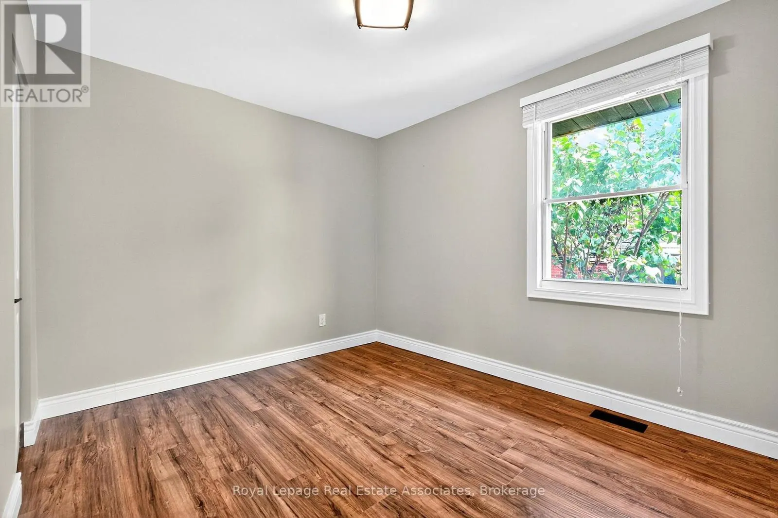 UPPER - 312 EAST 45TH STREET