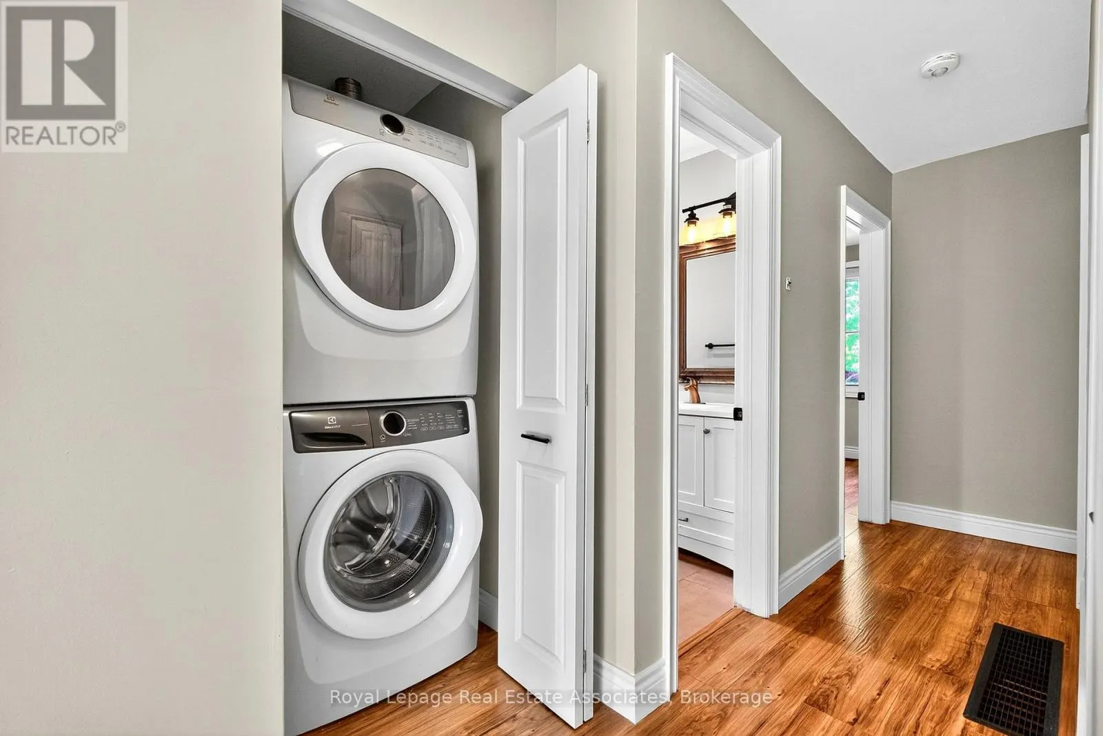 UPPER - 312 EAST 45TH STREET