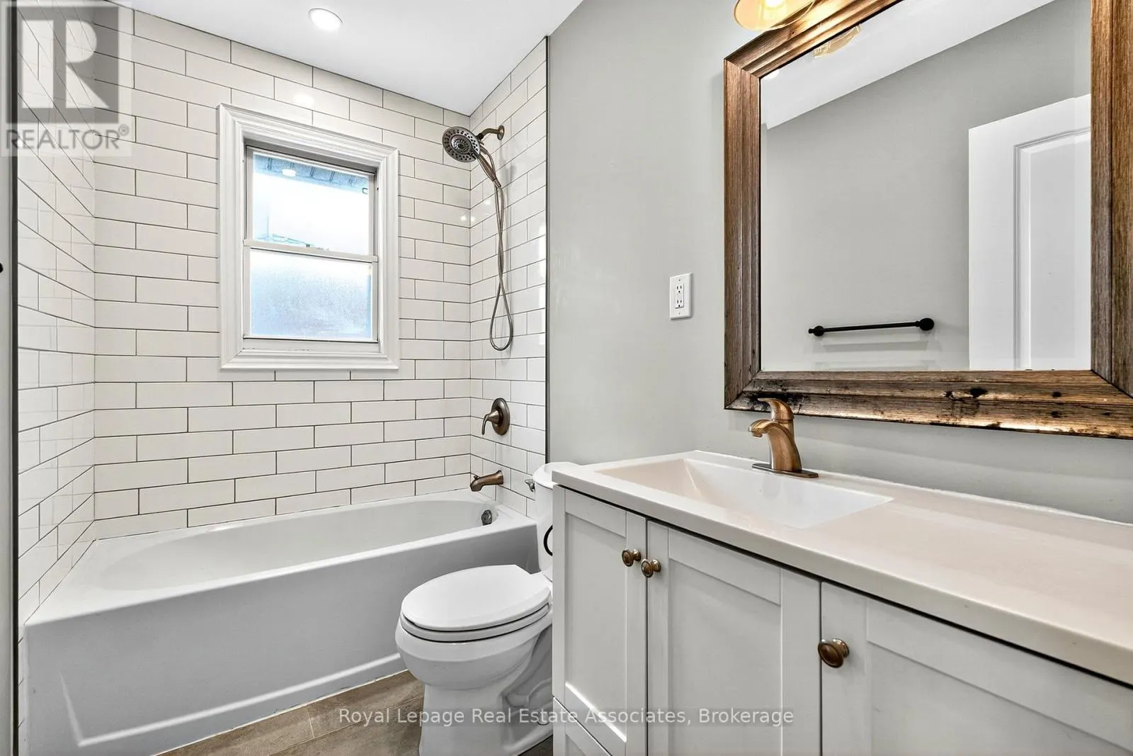 UPPER - 312 EAST 45TH STREET