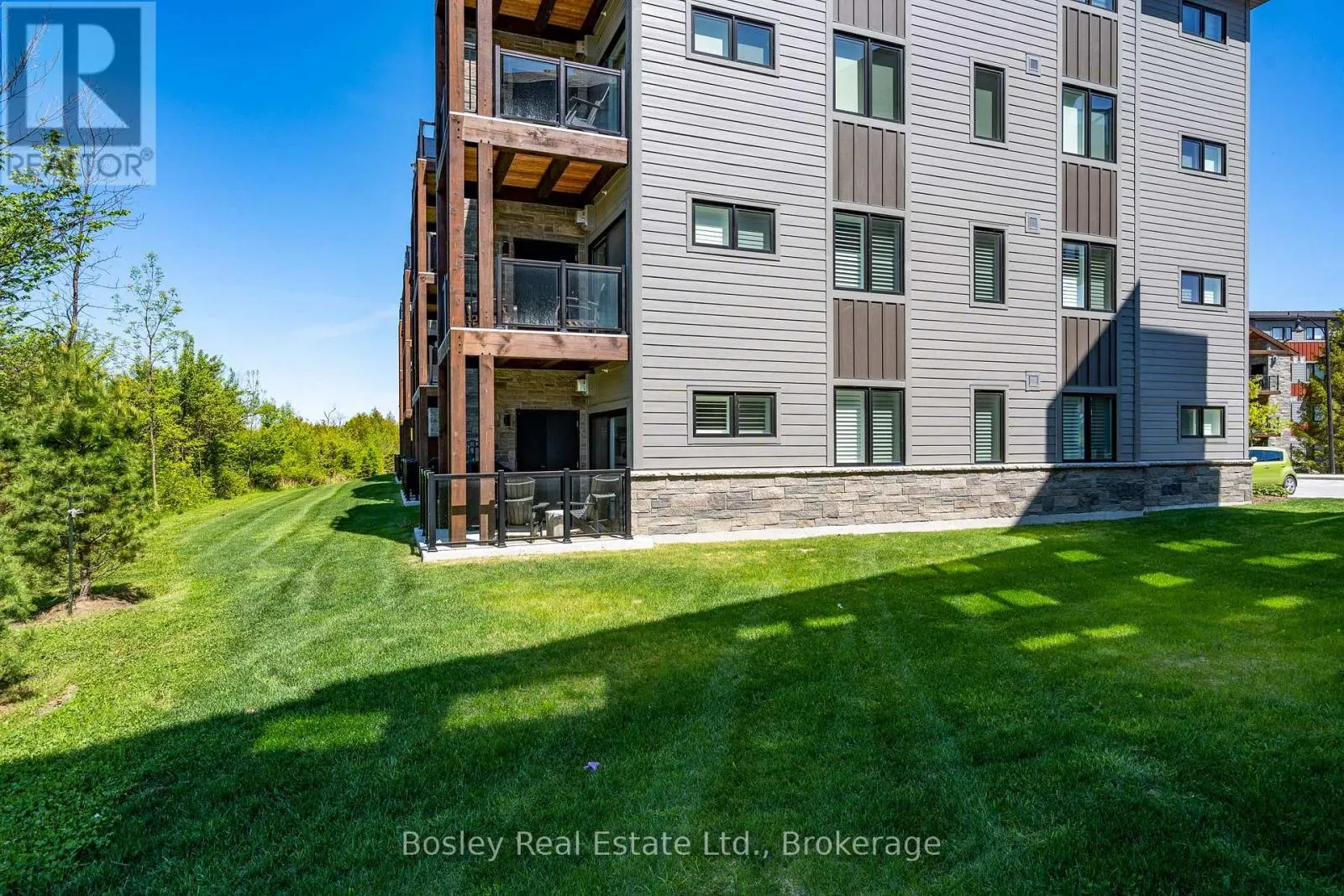 101 - 18 BECKWITH LANE, #101