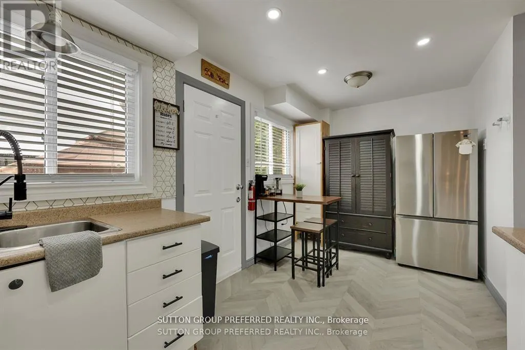 71 - 320 WESTMINSTER AVENUE, #71