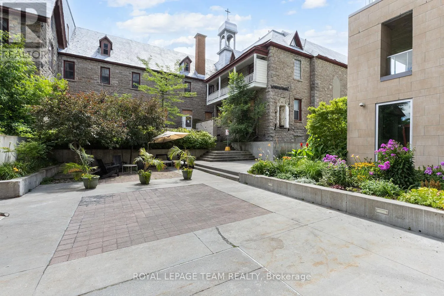 502 - 108 RICHMOND ROAD